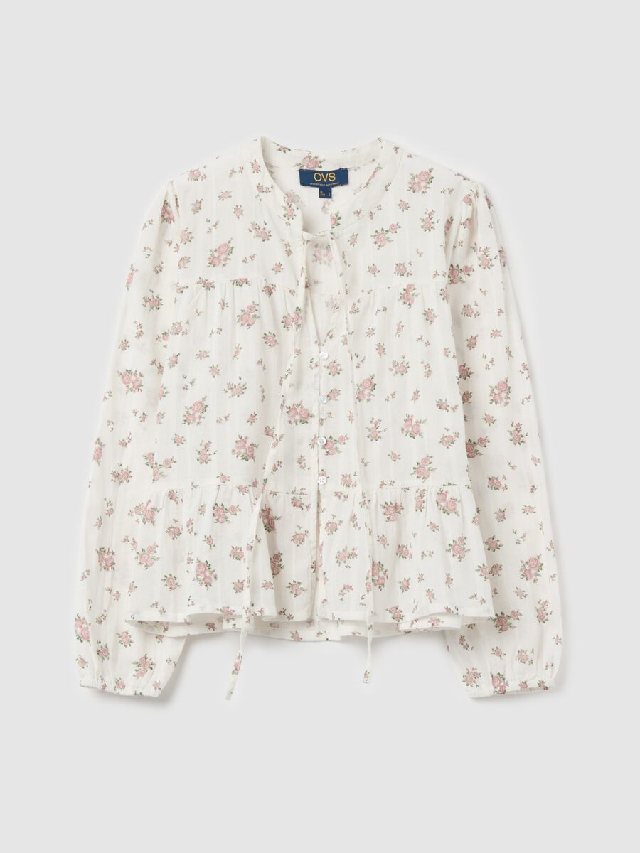 Blouse with laces and striped motif_4