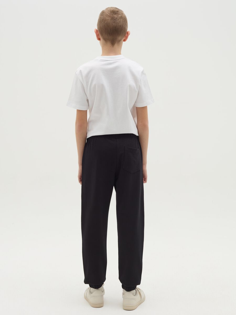Joggers with drawstring and "Fire" print_2