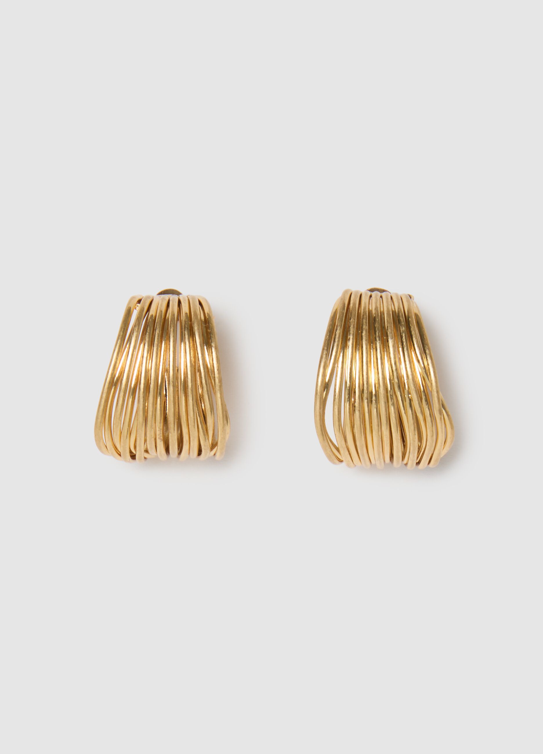 Gold-coloured steel earrings with modern design