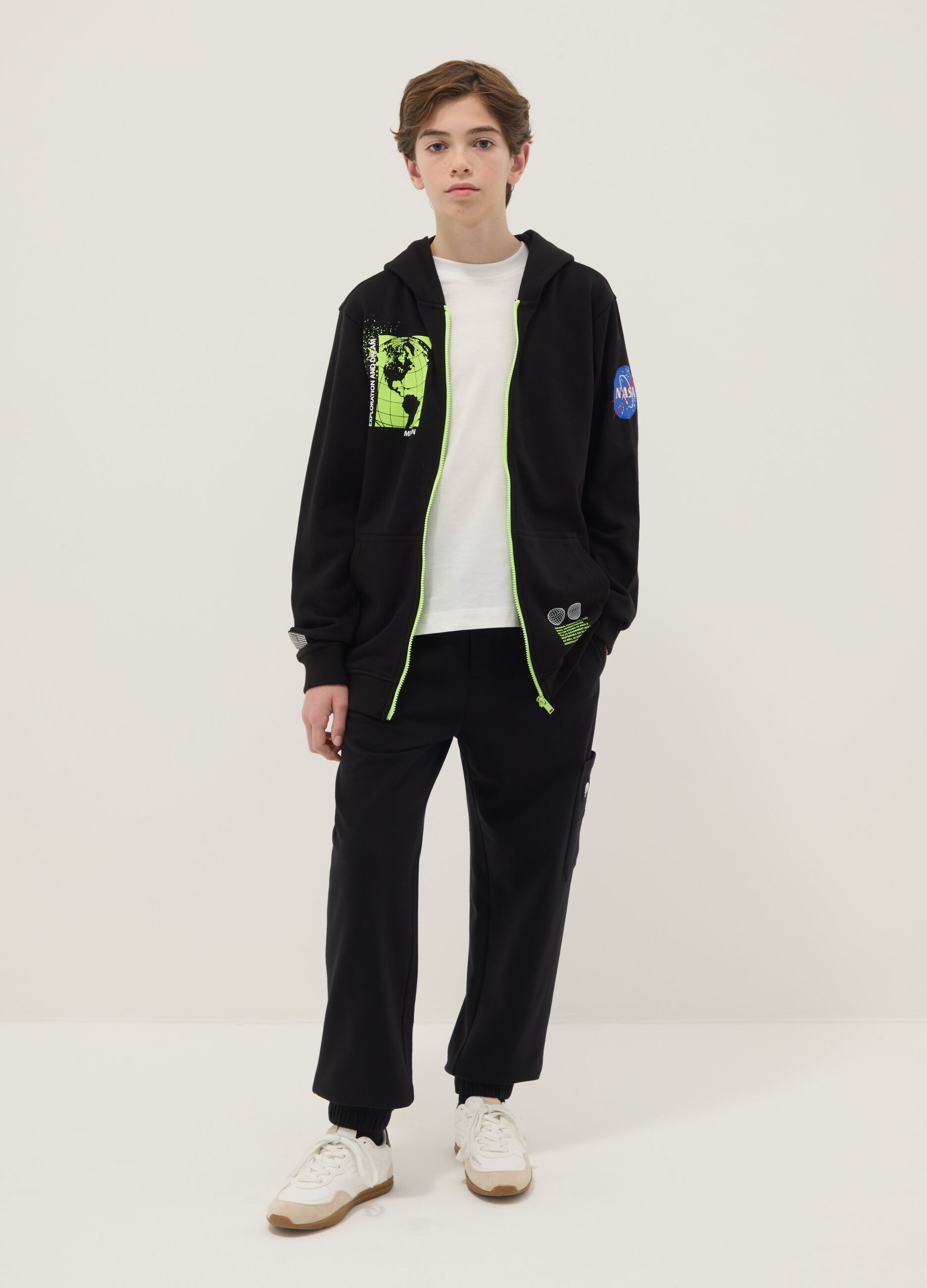 Black pure cotton over fit joggers for boys