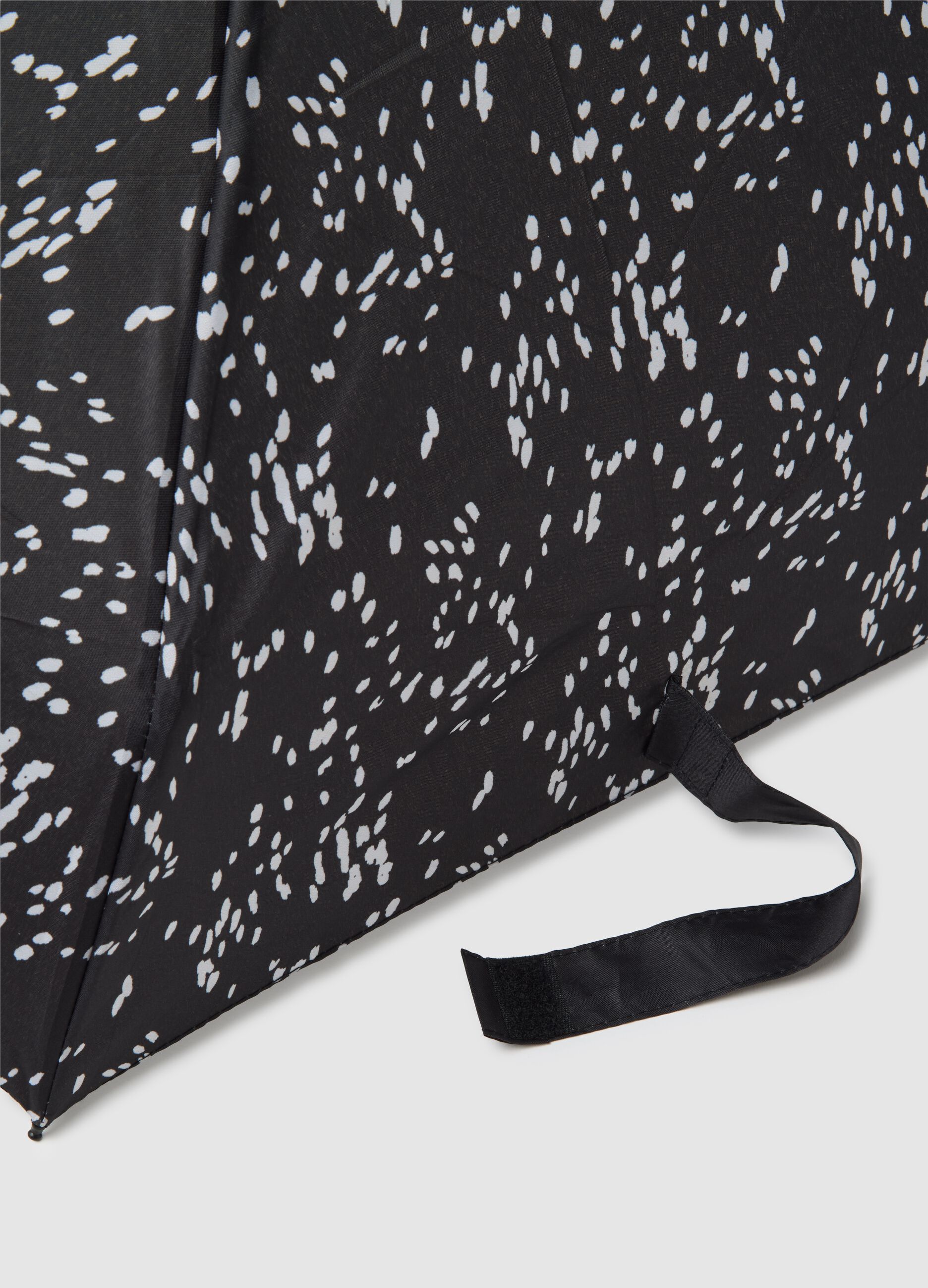 Foldable Polka Dot Umbrella