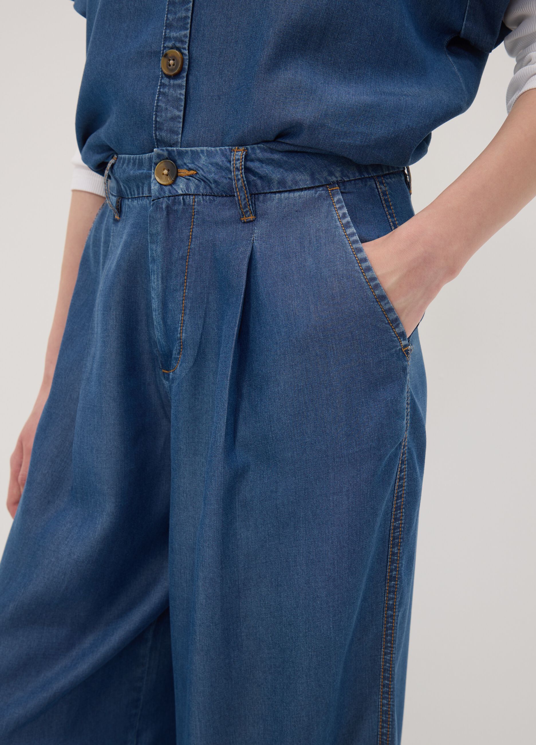 Blue wide-leg jeans in pure lyocell