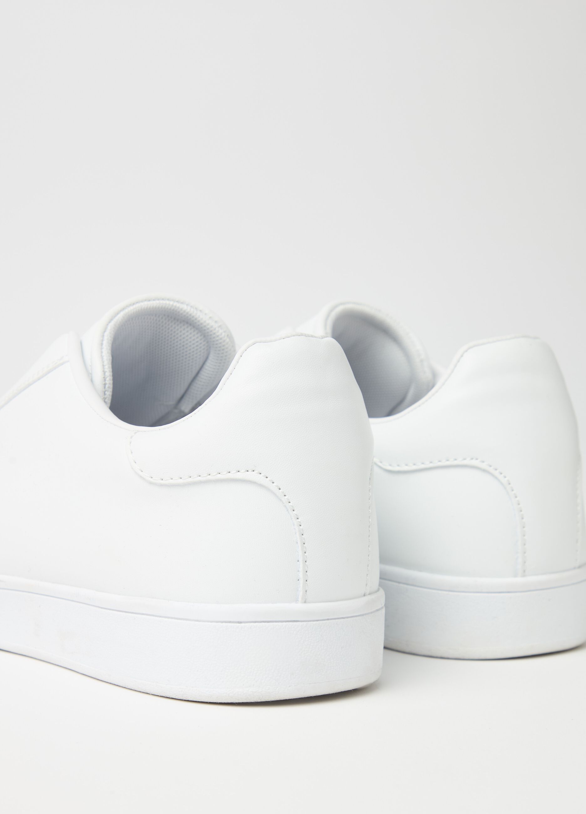 Sneakers con elastici