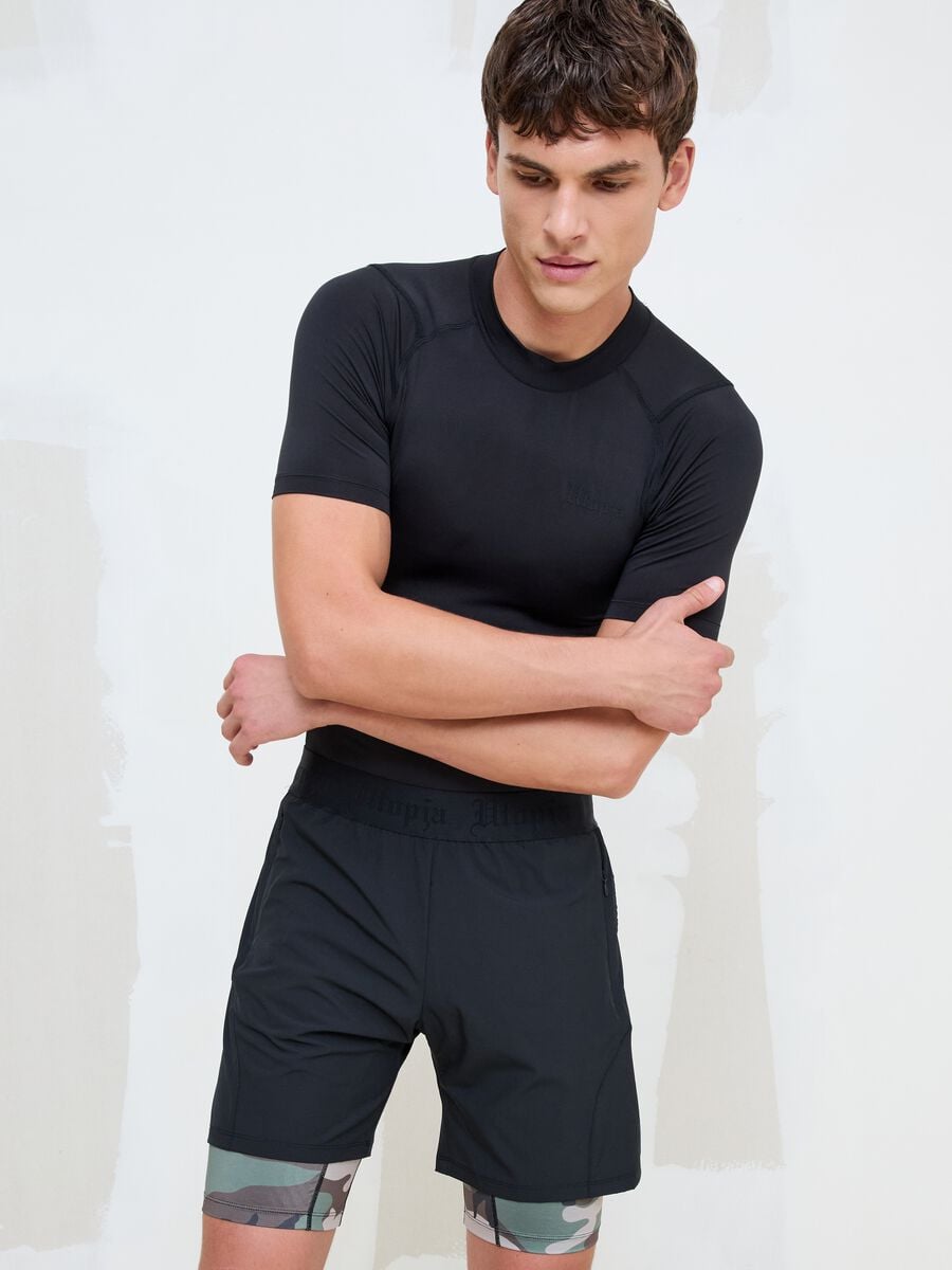 Fitted Technical T-shirt &ndash; Black_0