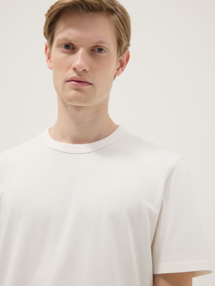 White pure cotton short sleeve t-shirt regular fit_4