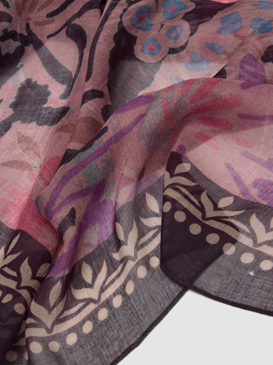 Sciarpa viola in puro modal con stampa floreale_2