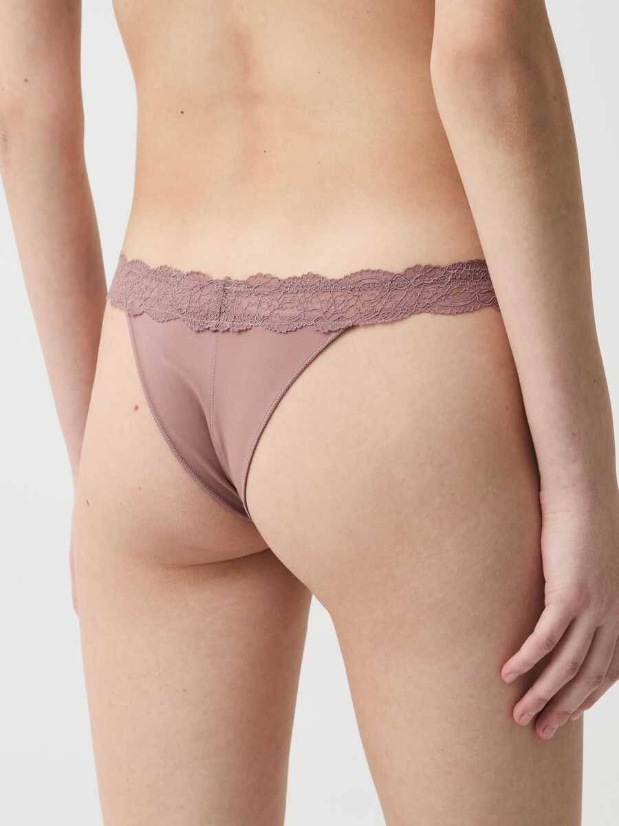 Three-pack Brazilian-cut briefs with lace_2