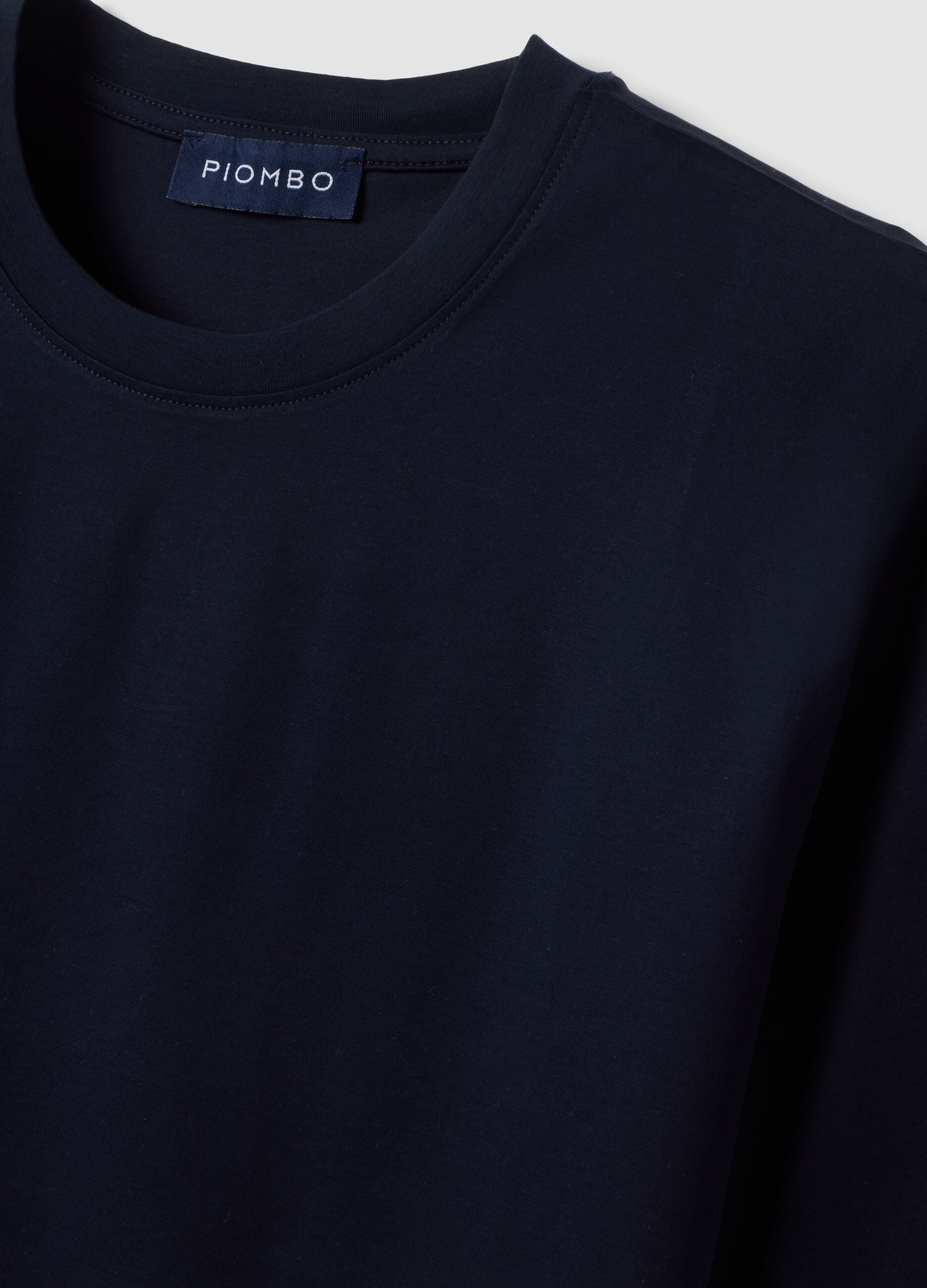 T-shirt blu in jersey di puro cotone con girocollo relaxed fit