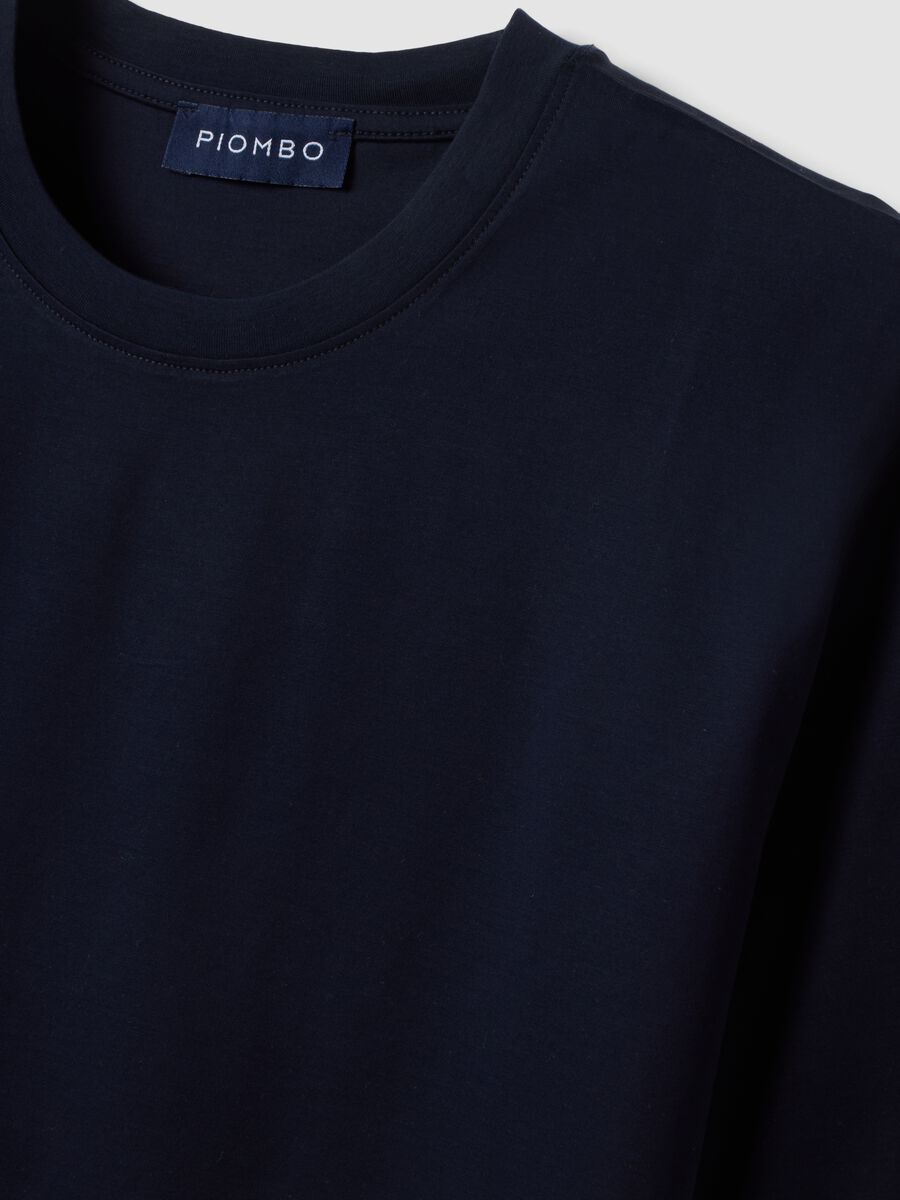 T-shirt blu in jersey di puro cotone con girocollo relaxed fit_1