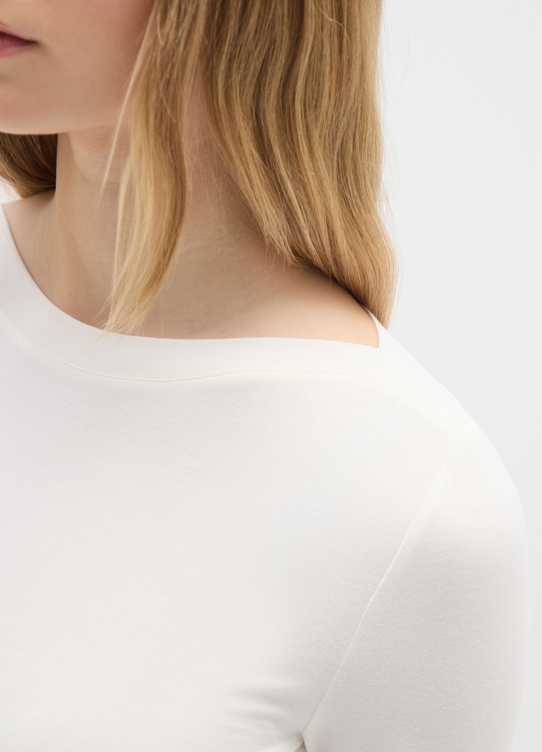 Regular fit beige stretch viscose t-shirt