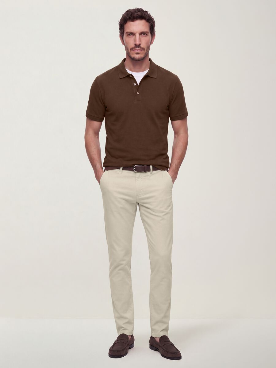 Pantaloni beige in twill di cotone elasticizzato slim fit_0