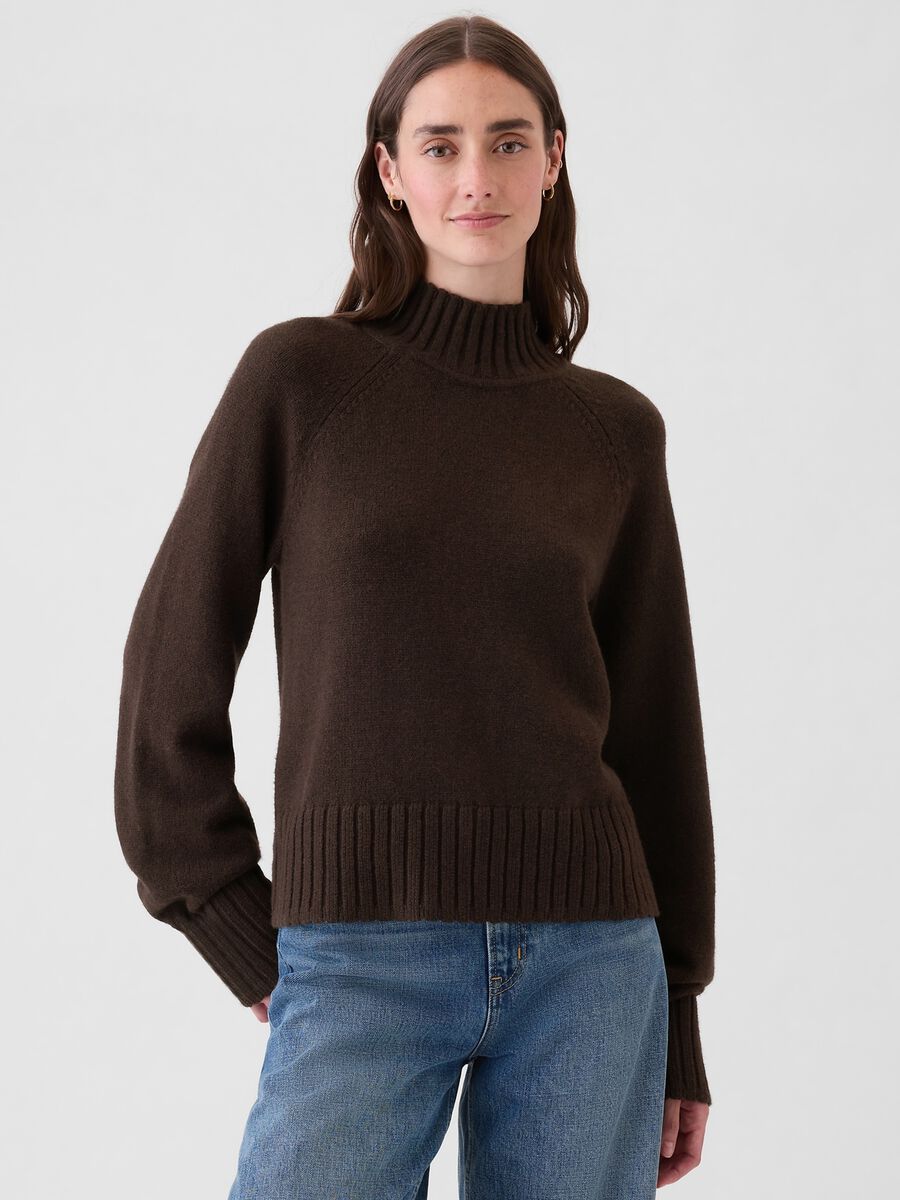 Pullover with high neck_0