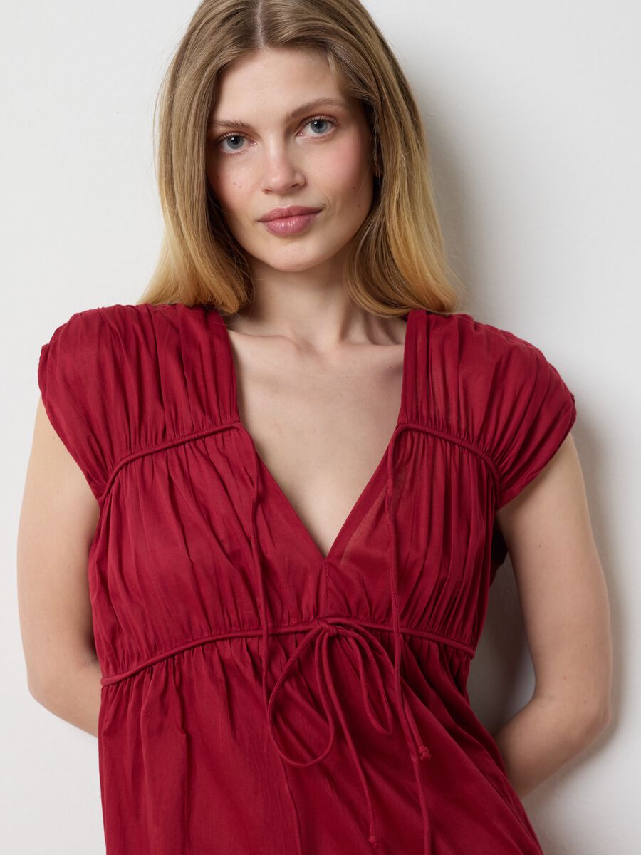 Women’s long tiered red dress in 100% cotton with regular fit._1