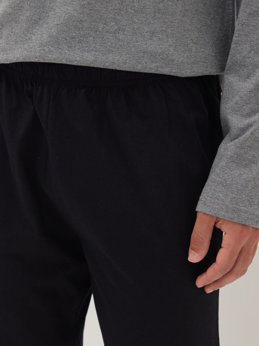 Pigiama grigio in cotone organico con maglia a maniche lunghe_3