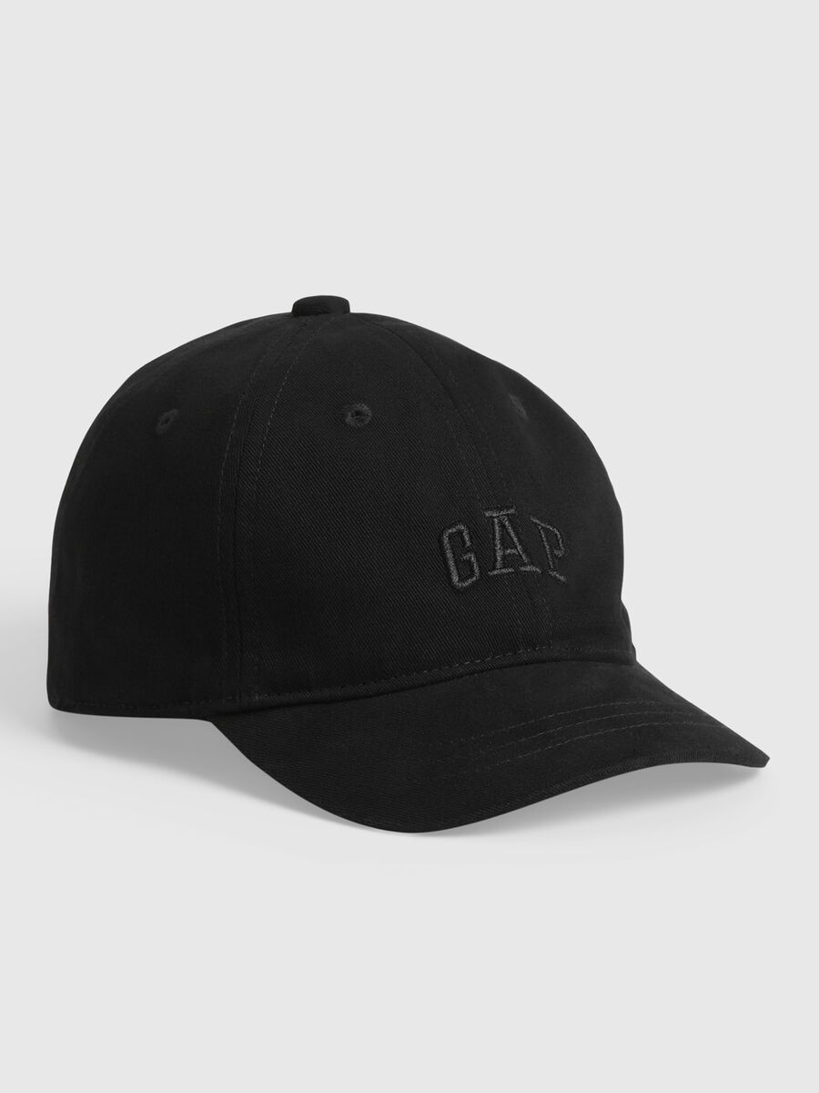Baseball cap with embroidered logo._0