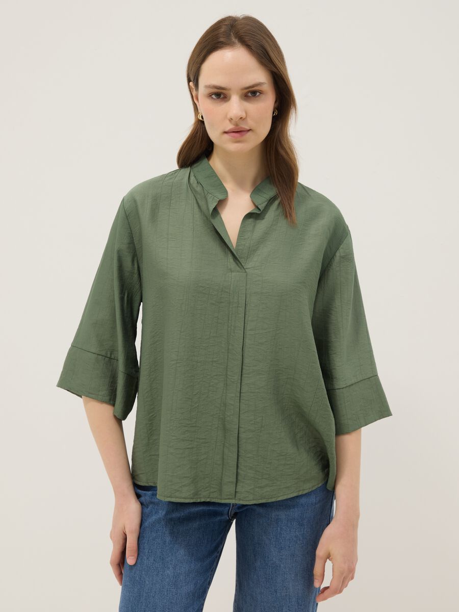 Green viscose-blend regular-fit blouse with Mandarin collar_0