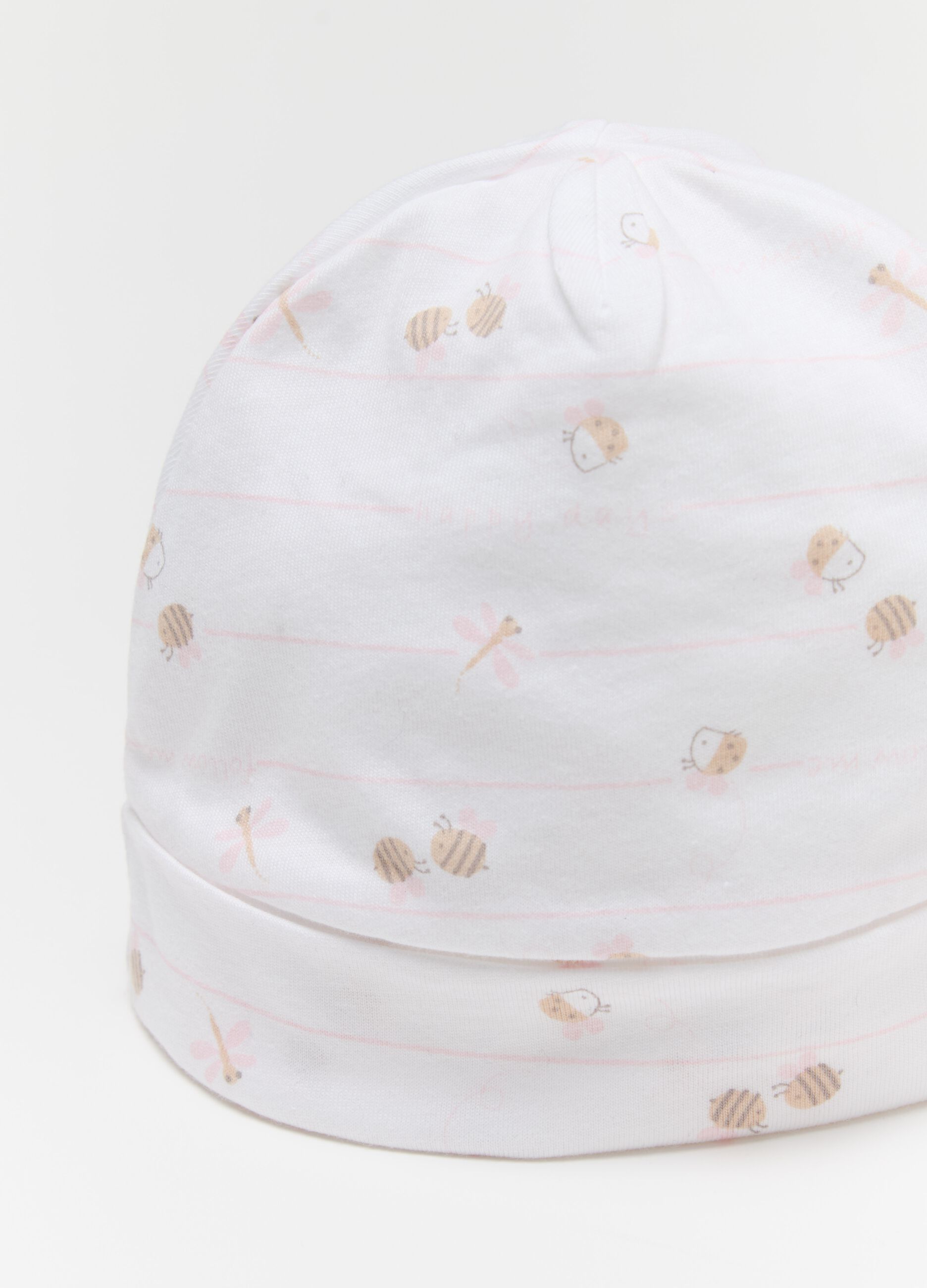Hat and shoes set with bees print