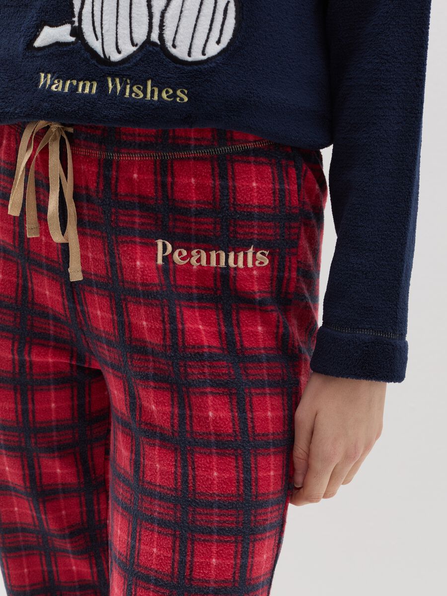 Long pyjamas in velour with Snoopy embroidery_2
