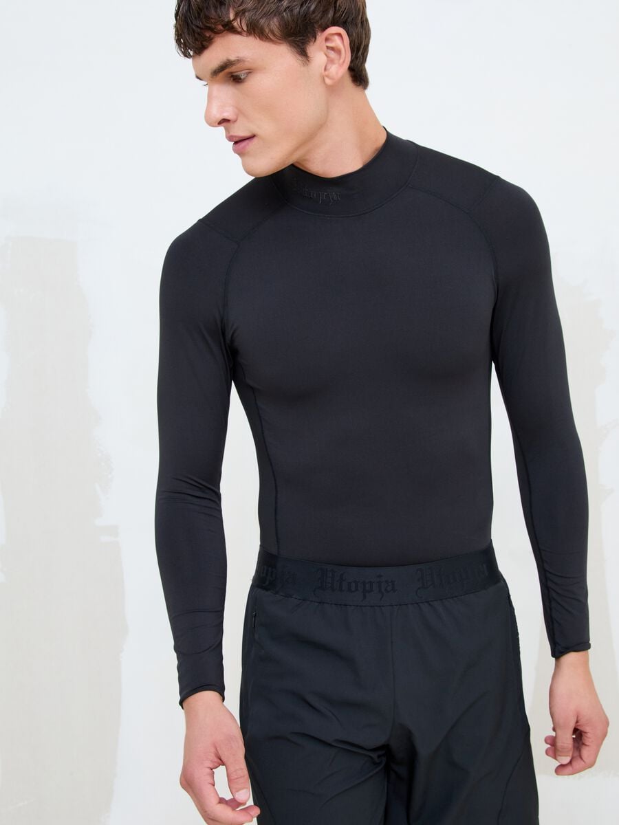 Technical Mock-Neck Longsleeve Black_1
