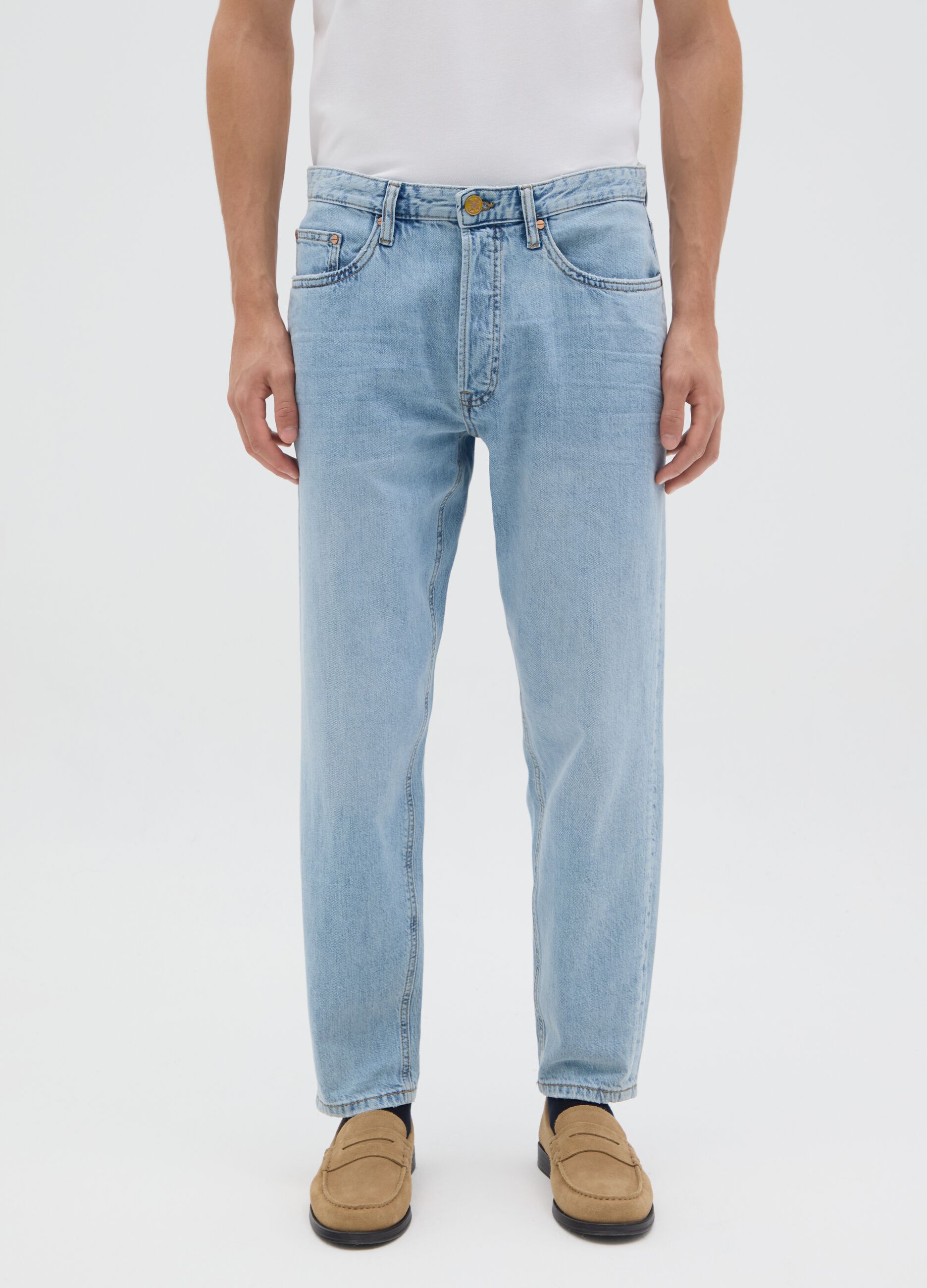 Men's light denim regular tapered jeans