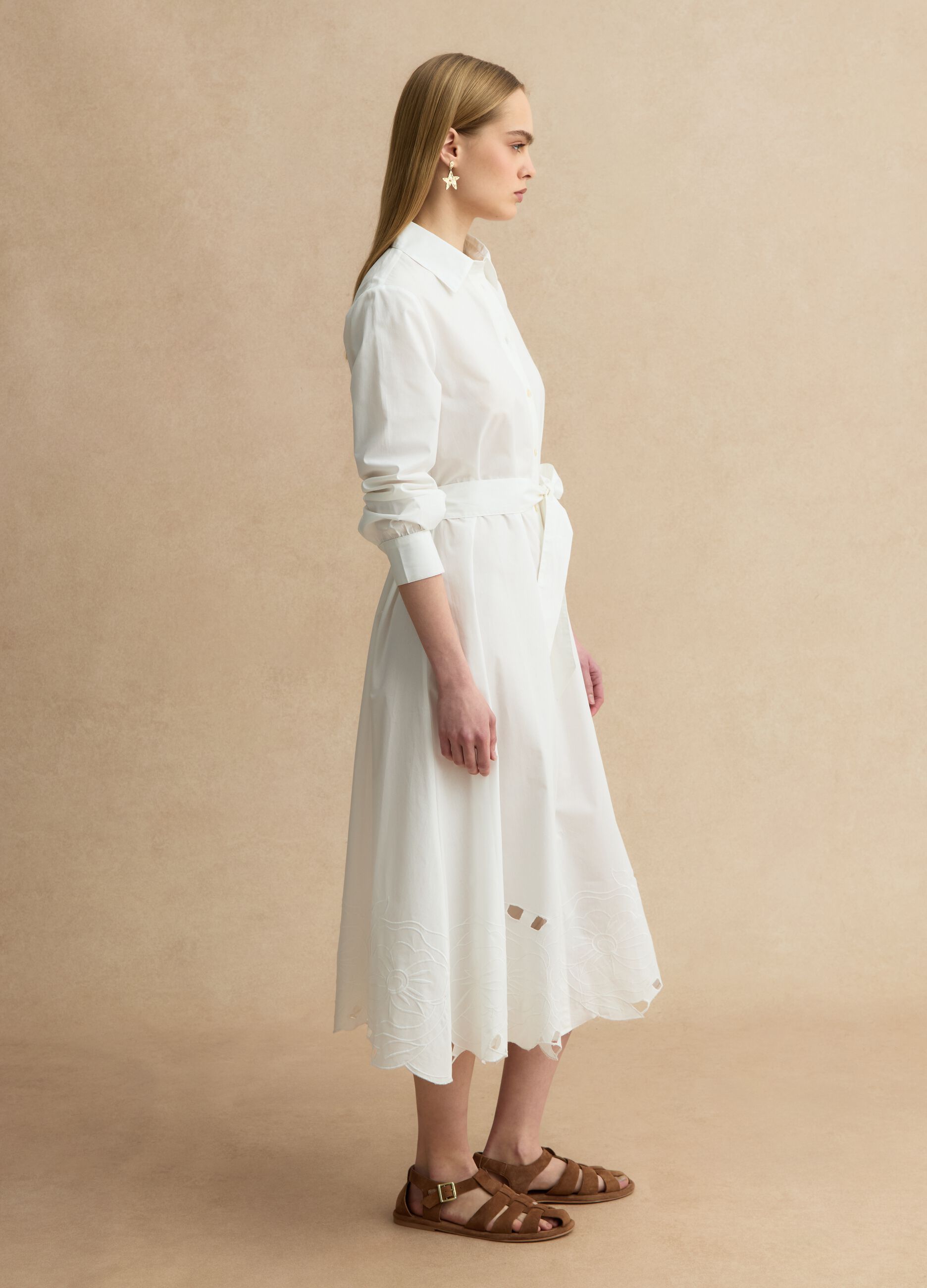 Abito lungo bianco in puro cotone regular fit con ricami