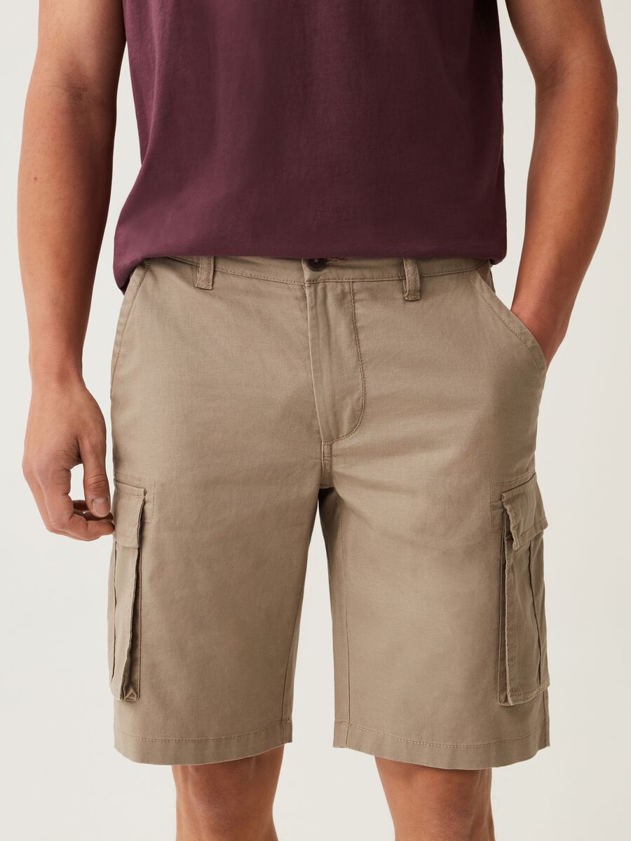 Cargo Bermuda shorts in linen and cotton_1