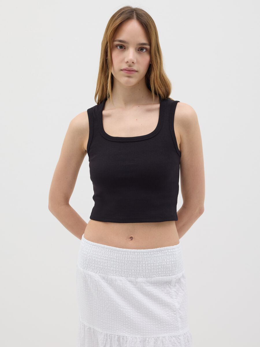 Women’s black fitted vest top in stretch cotton_0
