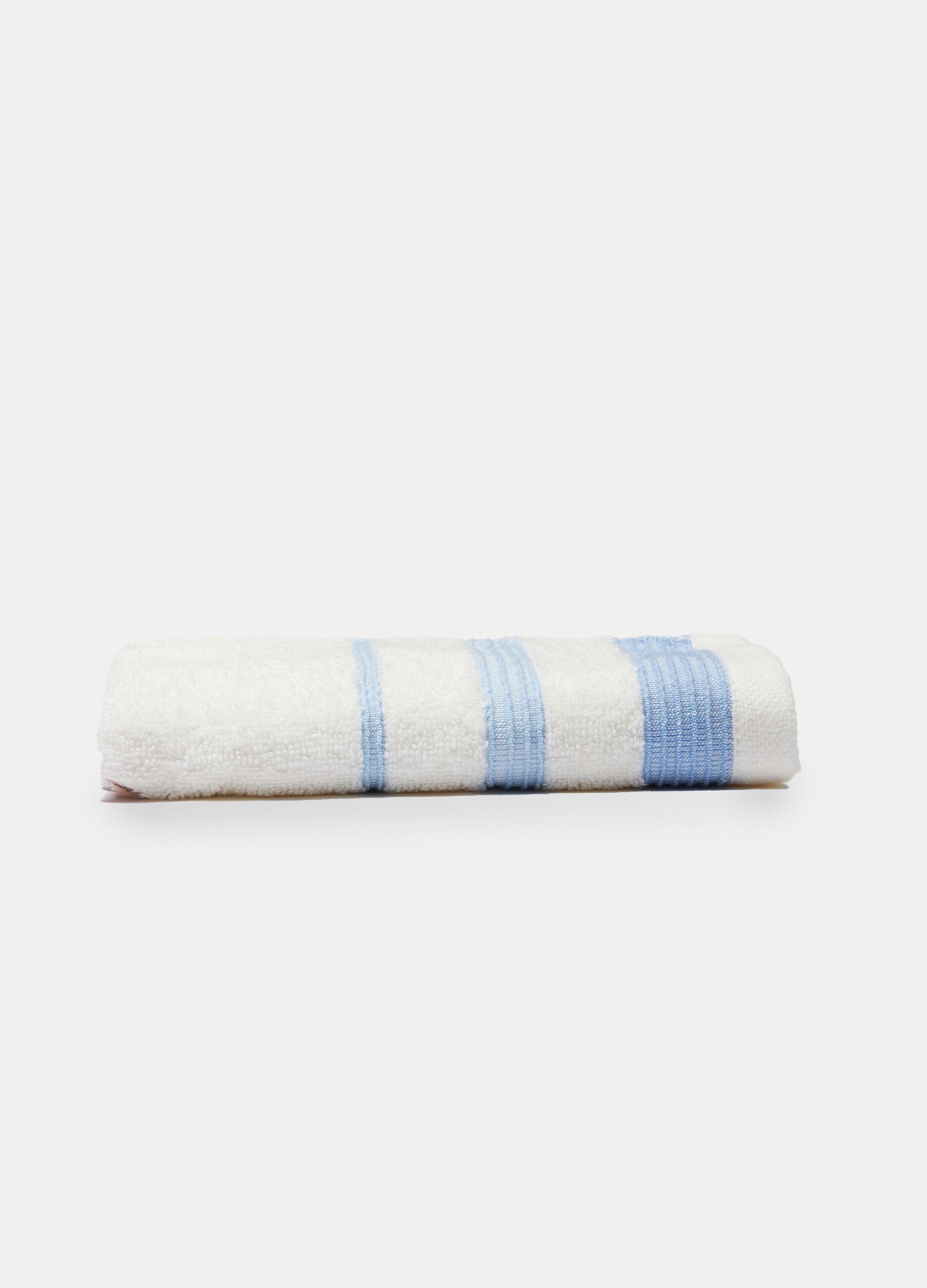Asciugamano degli ospiti in puro cotone ricamato
