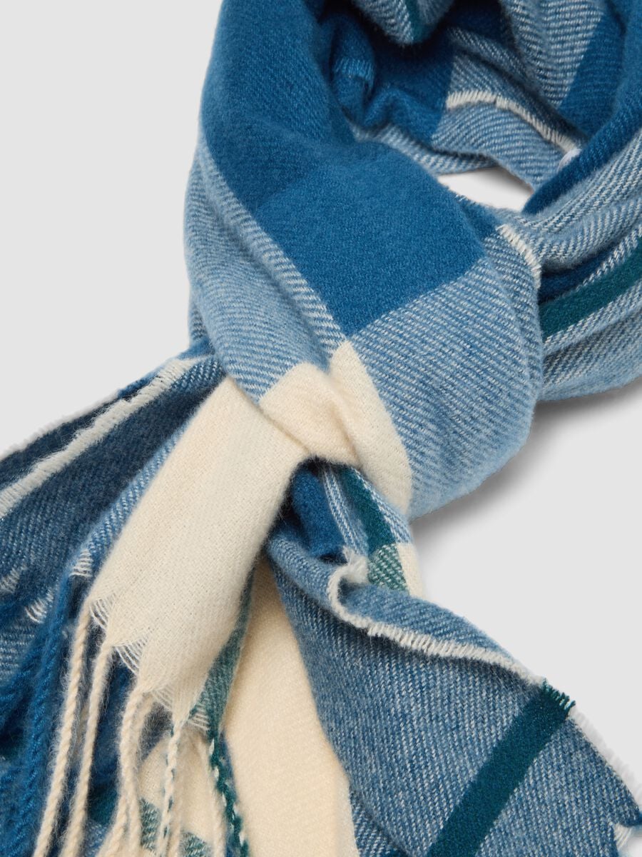 Light blue, petrol blue and ecru checked scarf_1