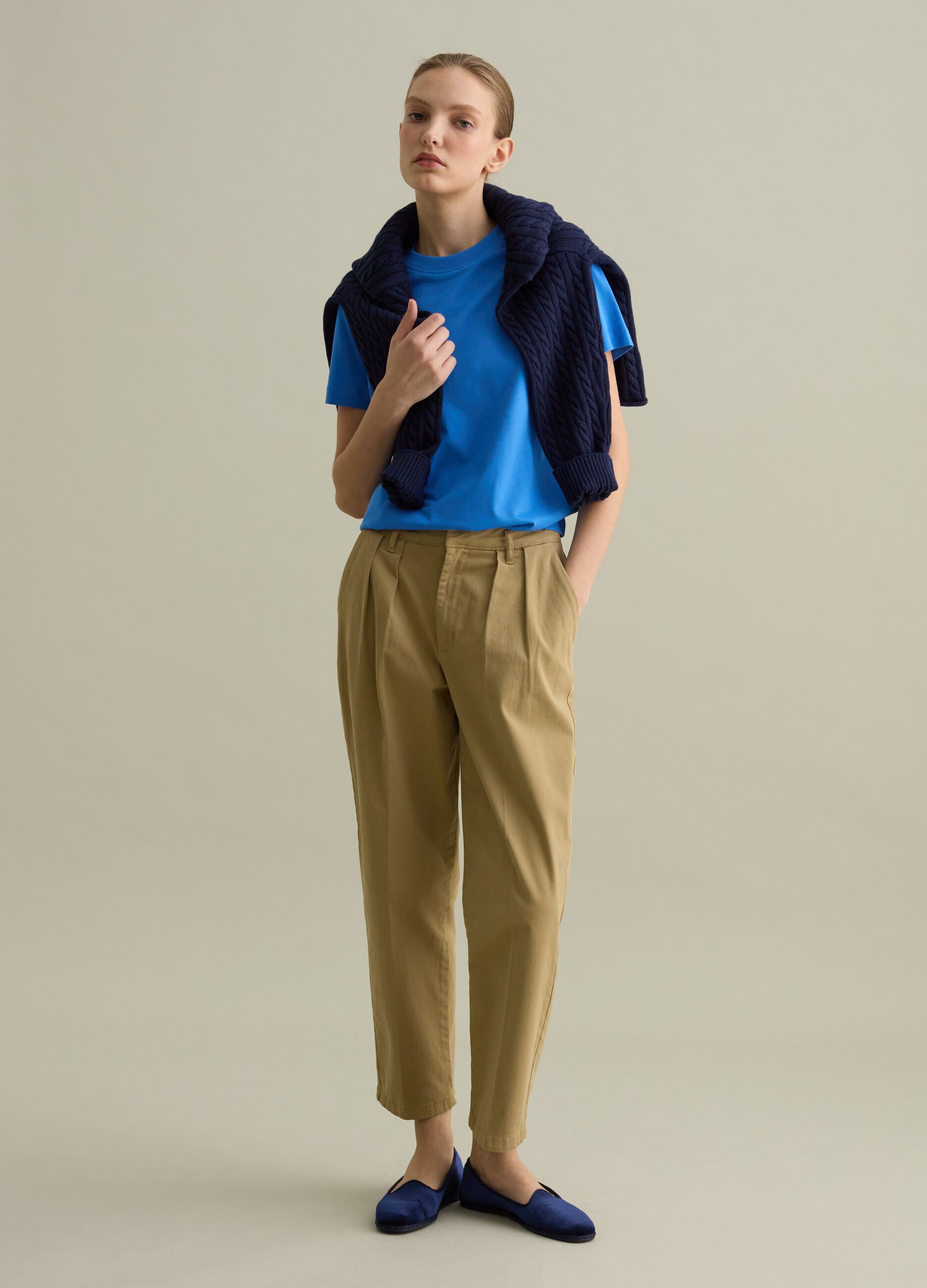 Cotton T-shirt with round neck