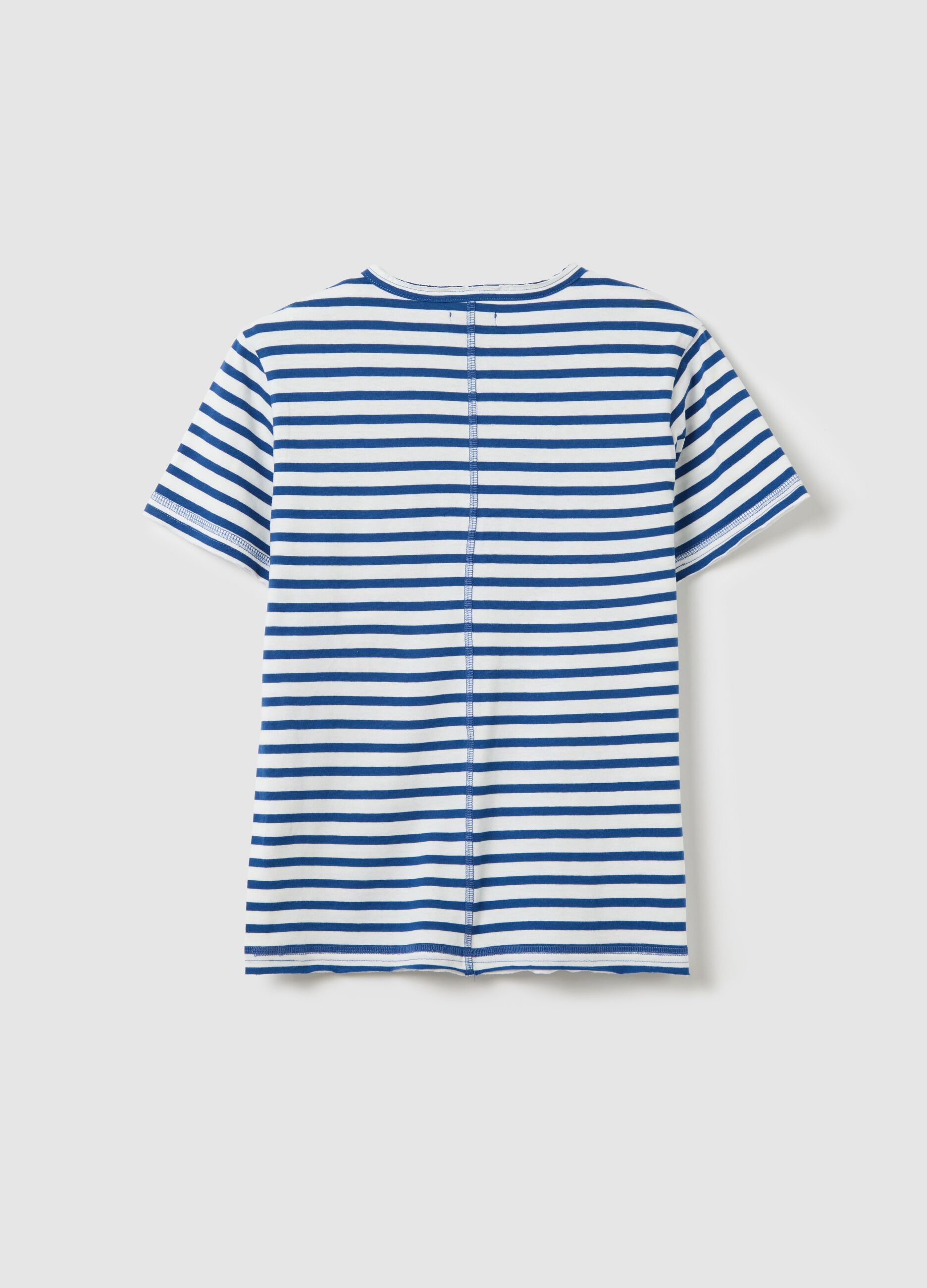 Boy's 100% cotton polo shirt in blue and white stripes with classic collar and regular fit