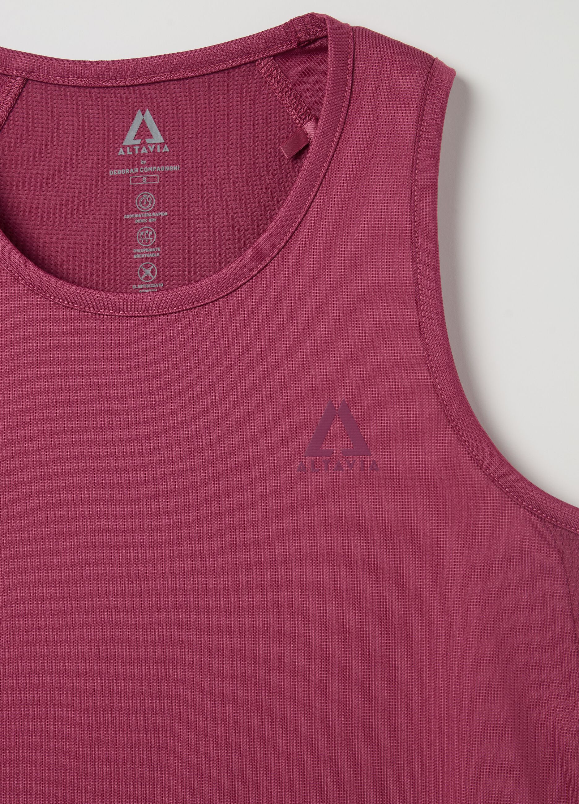 ALTAVIA WITH DEBORAH COMPAGNONI technical sports vest