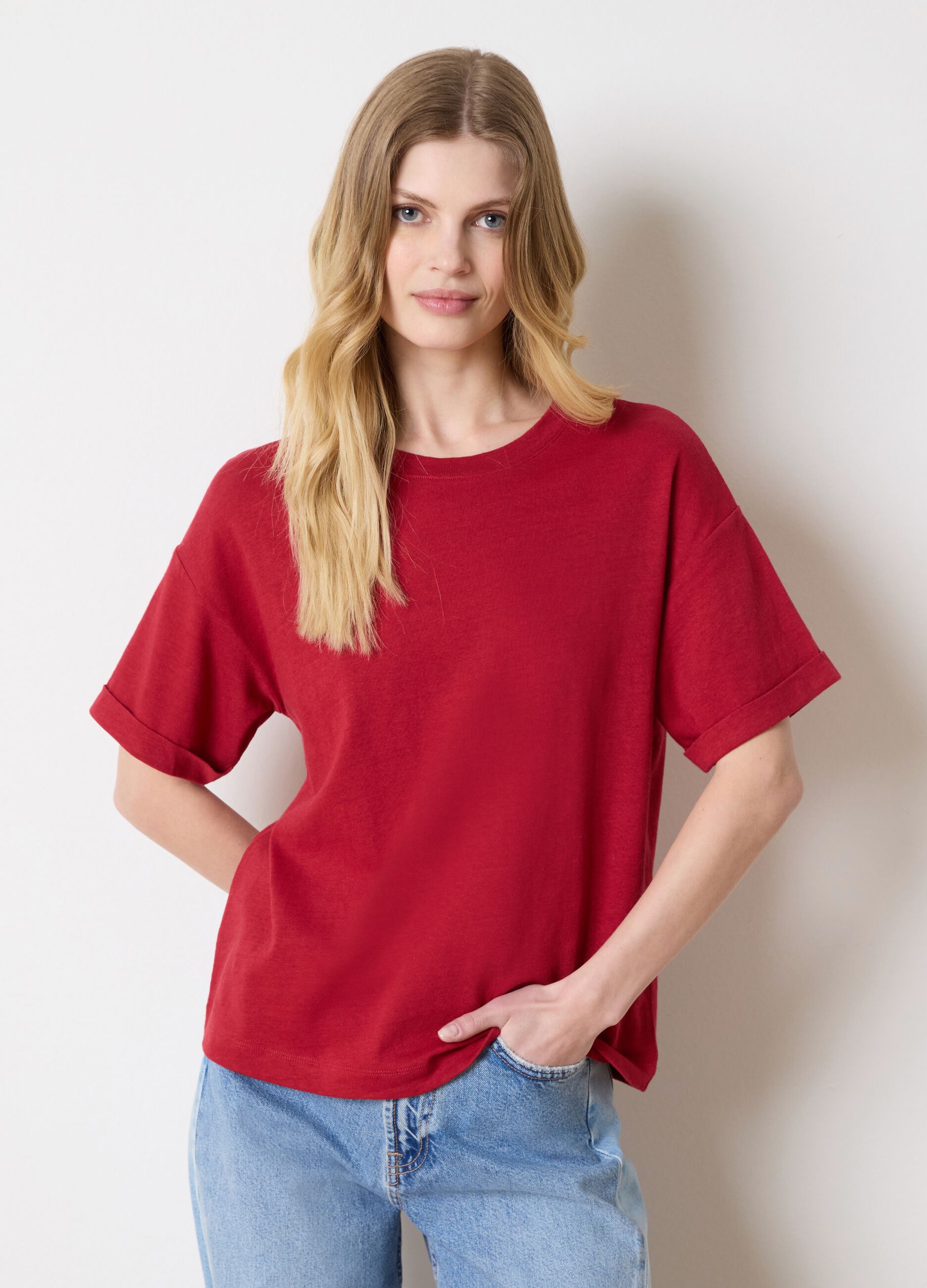 Oversized T-shirt in cotton and linen