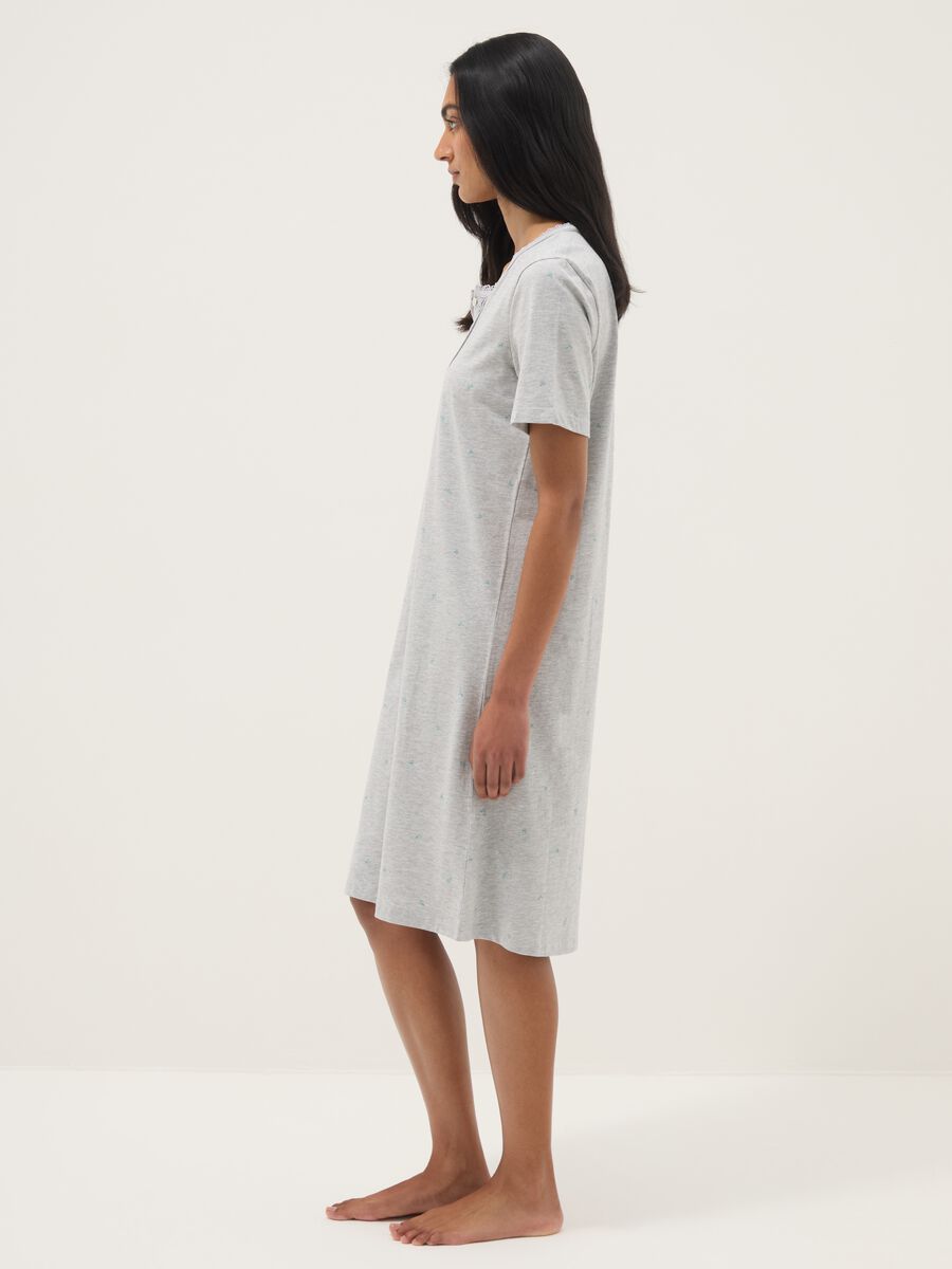 Grey organic cotton blend nightdress with buttons and embroidery_2
