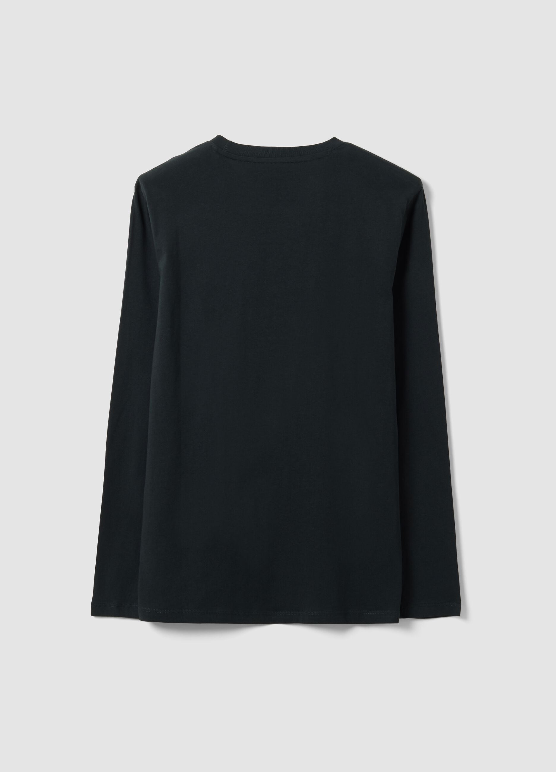 T-shirt nera a maniche lunghe in puro cotone organico con girocollo