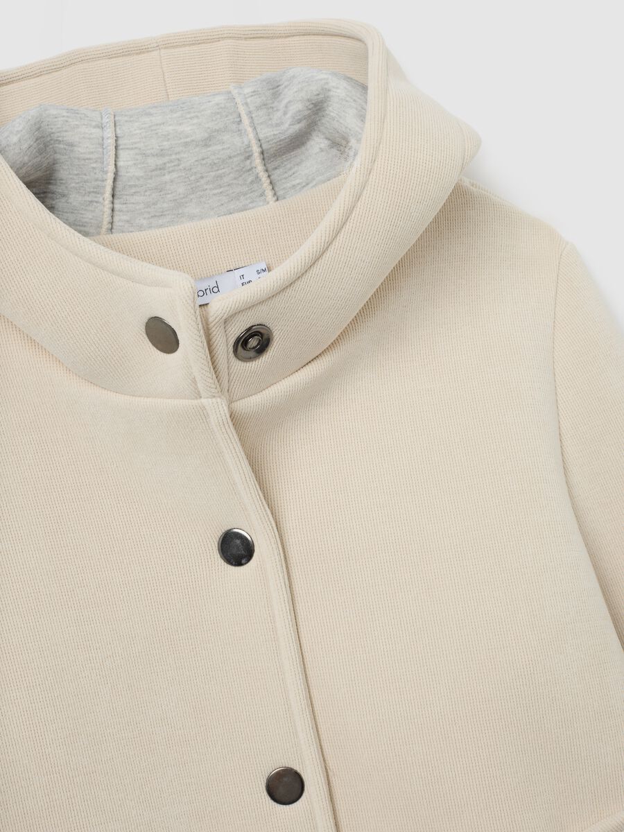 Giacca beige in tessuto a costine con cappuccio_5