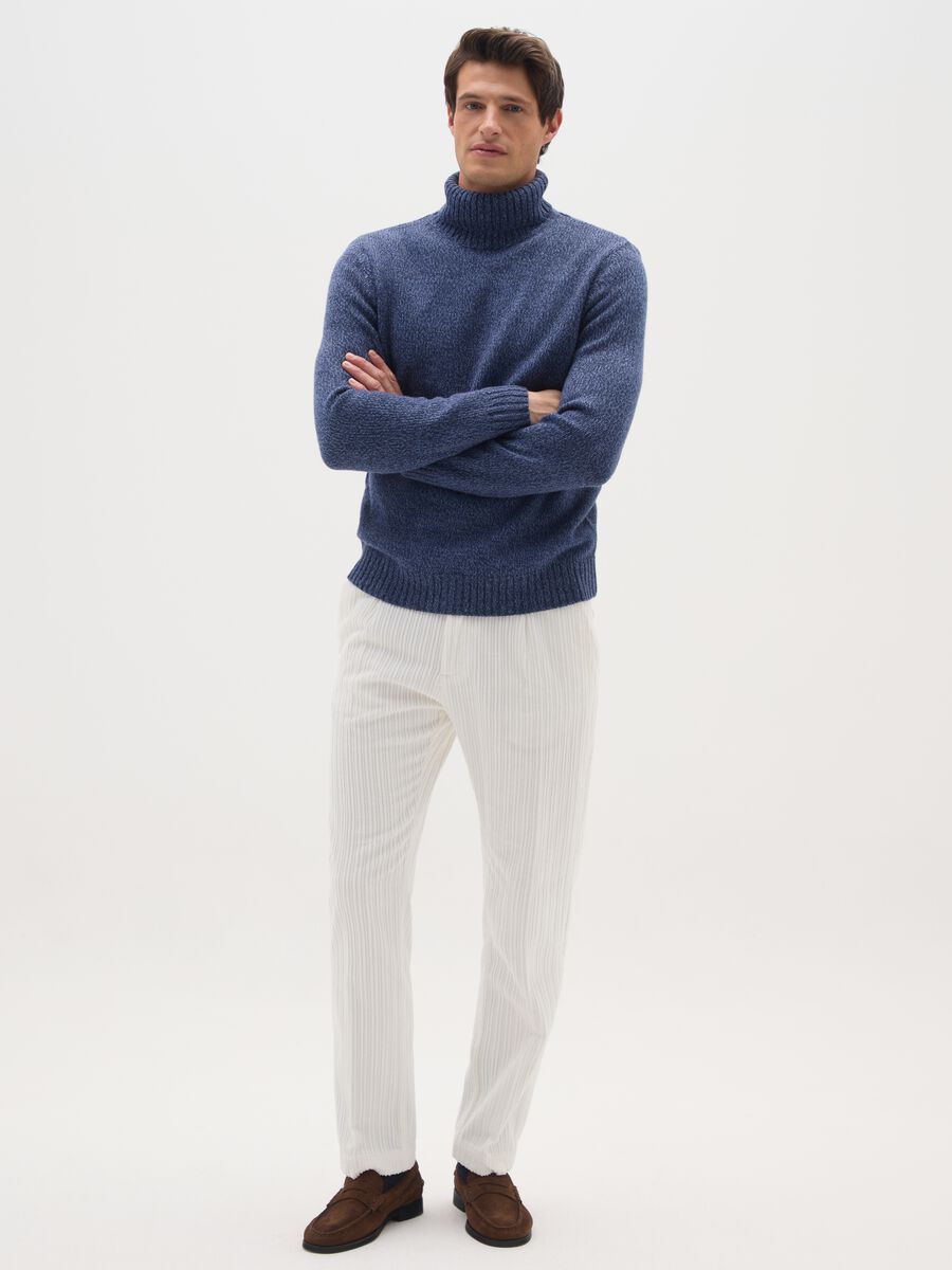 Regular fit blue turtleneck sweater_1