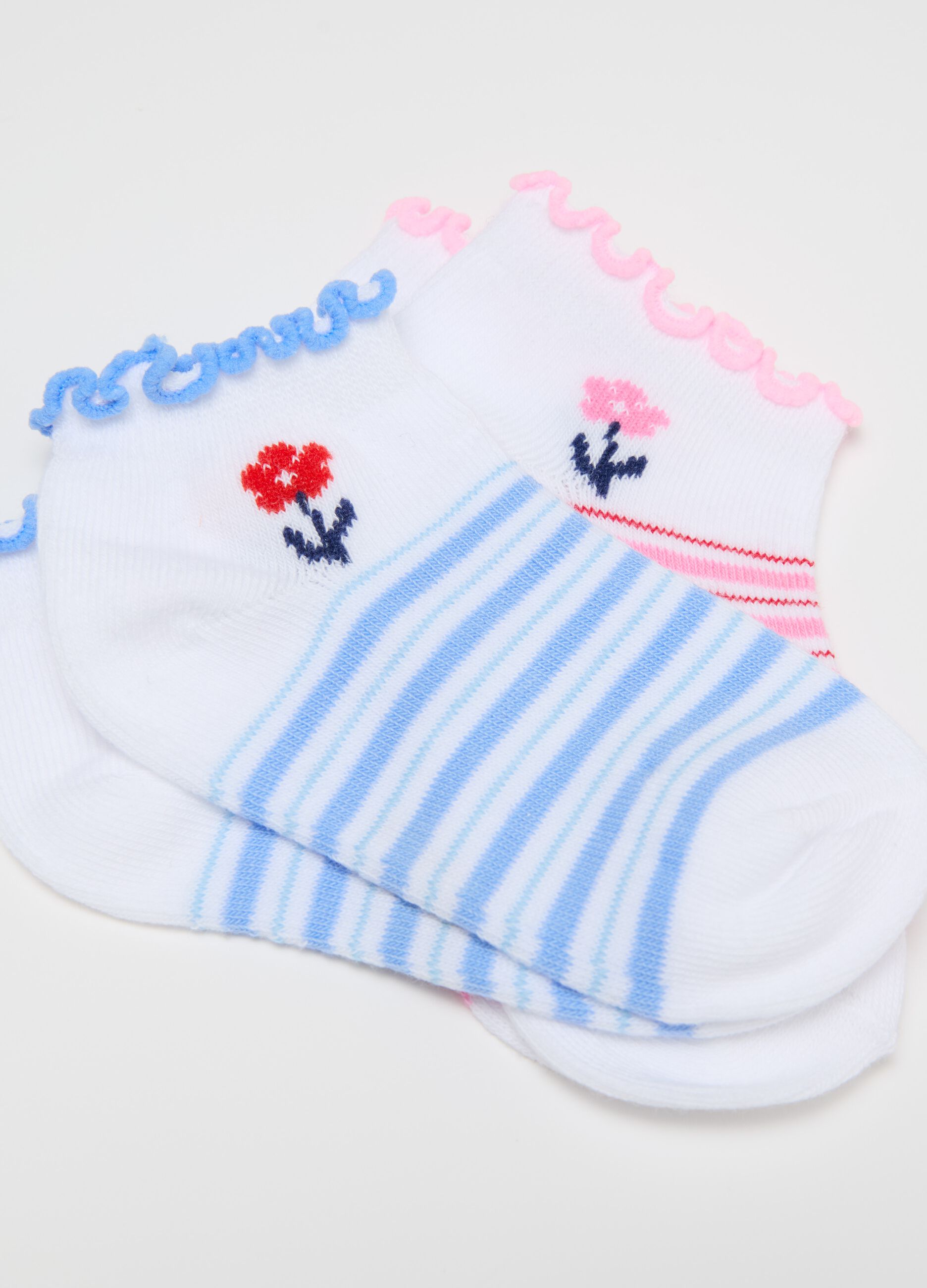 5-pack stretch shoe liners with stripes and flowers