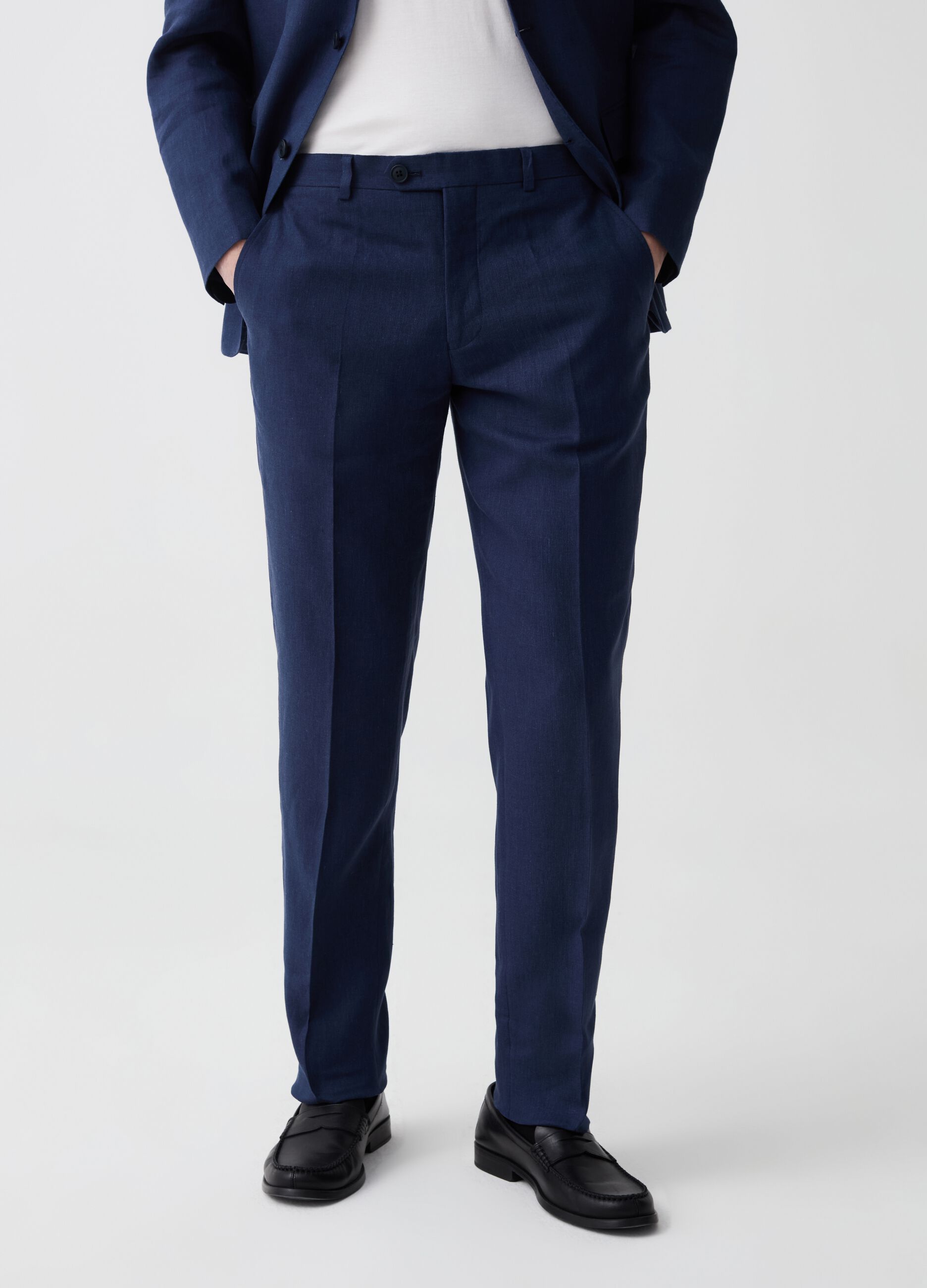 Slim-fit trousers in linen