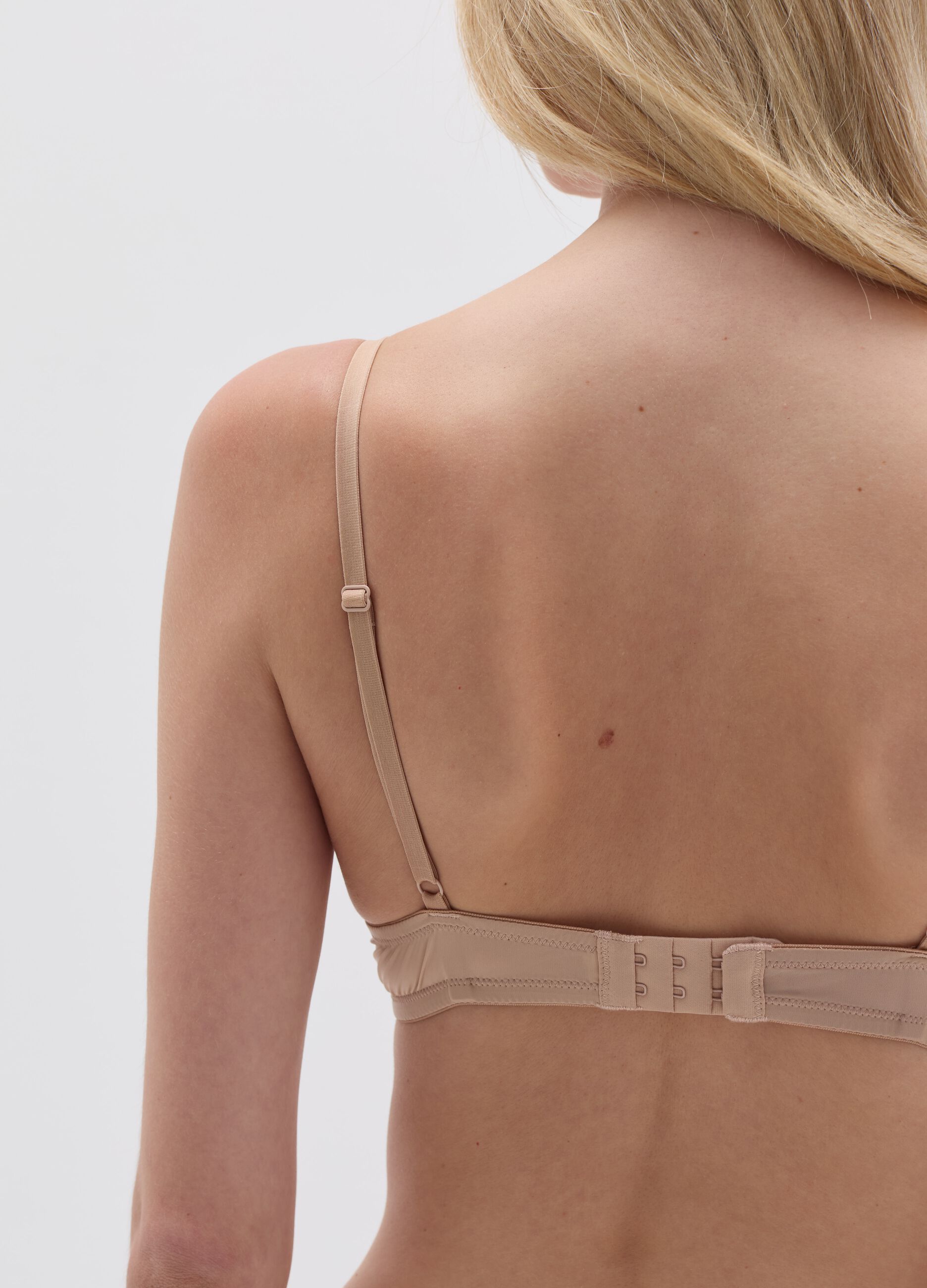 Reggiseno push-up in microfibra color carne