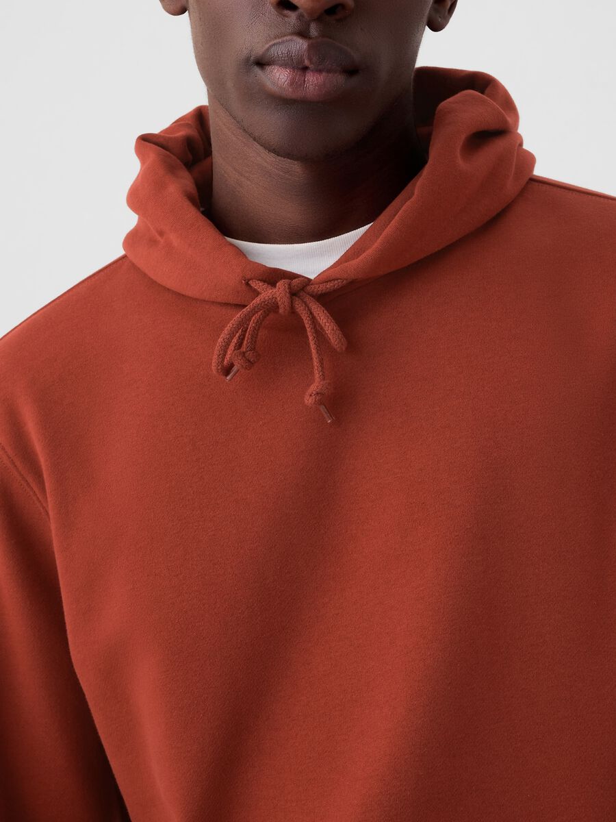 Sweatshirt with hood and pocket_1
