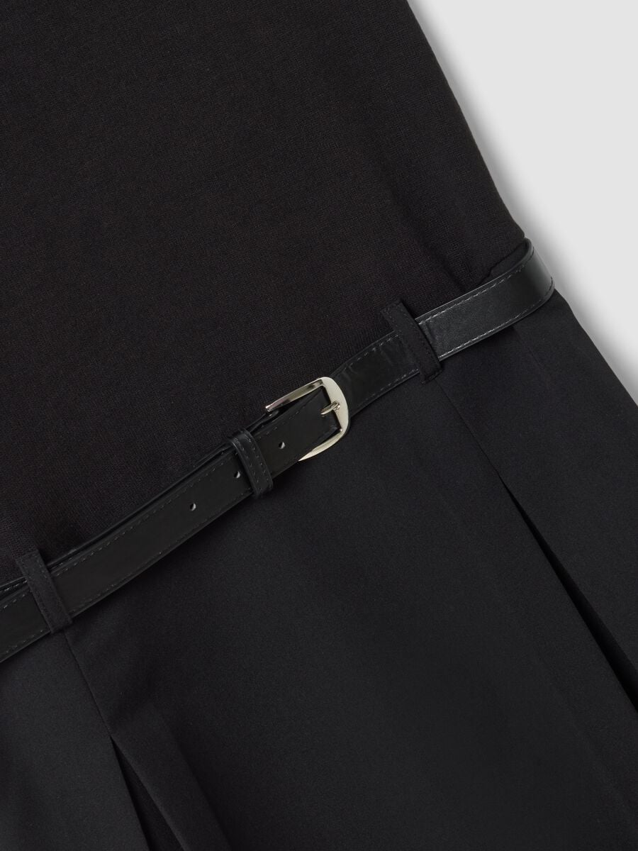 Abito nero in viscosa elasticizzato con collo rialzato strutturato_5