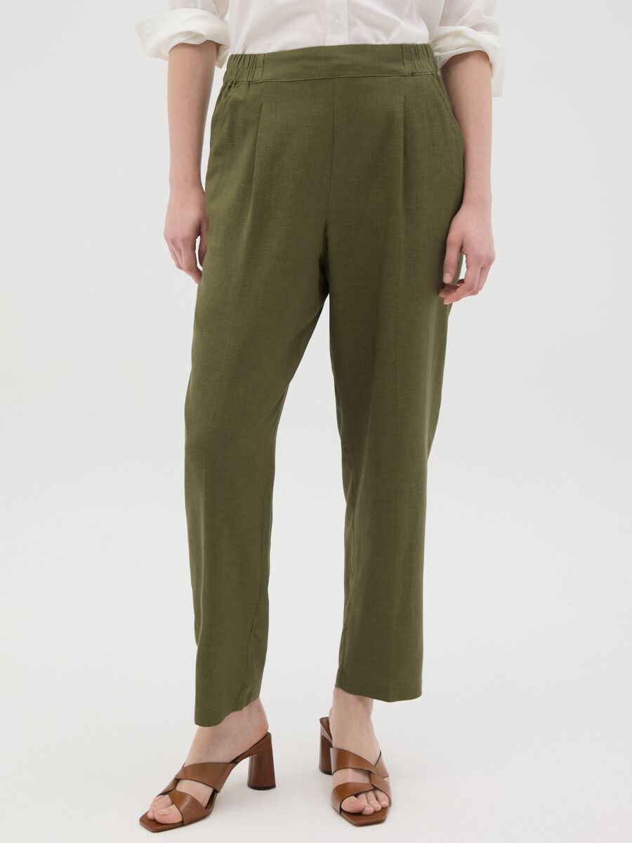 Women's green regular fit trousers in viscose and linen blend_1