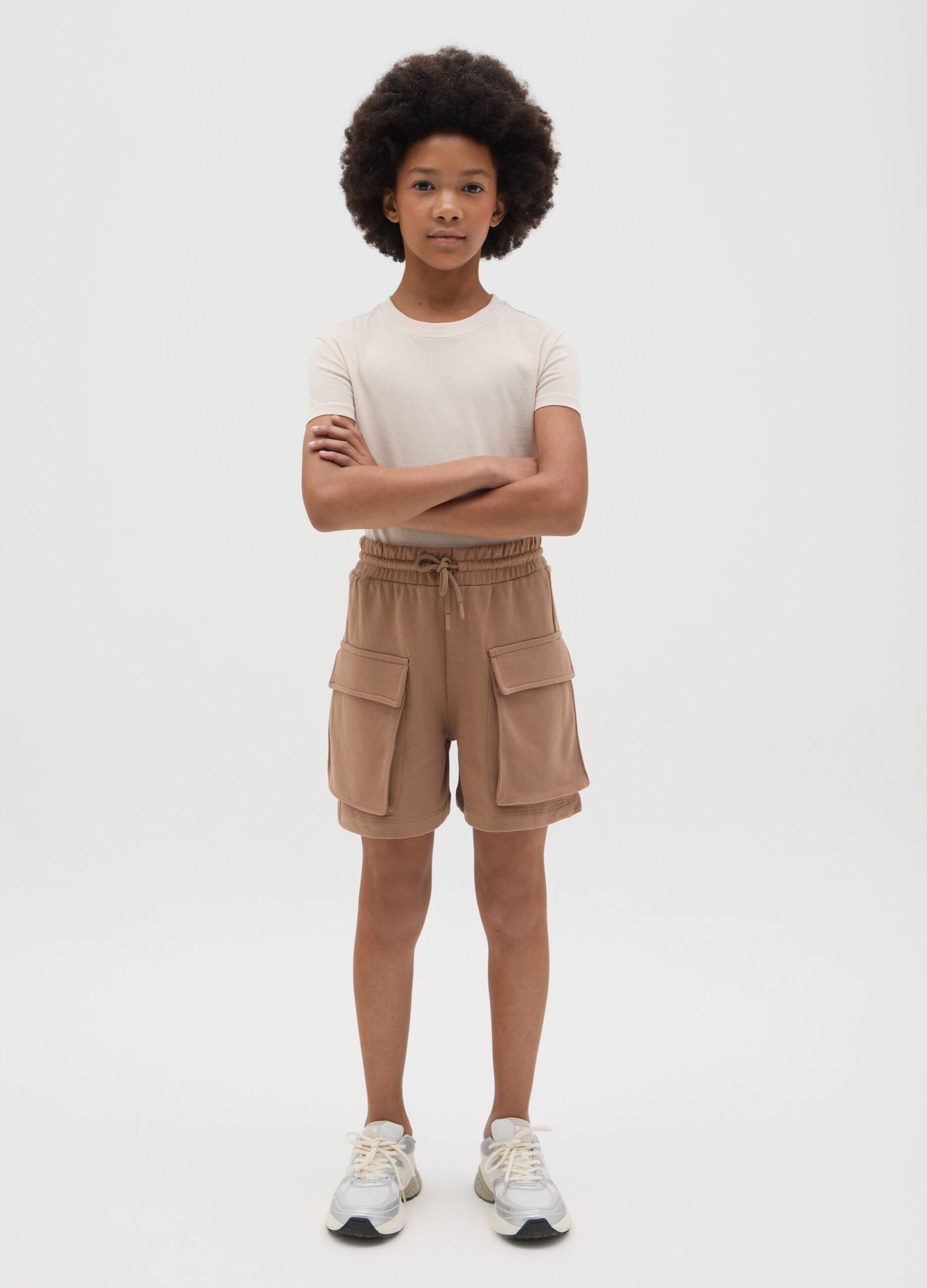Brown cargo shorts in cotton
