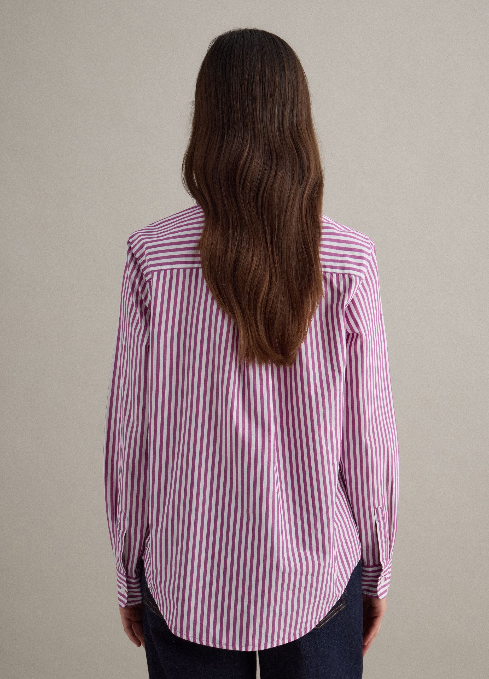 Pure cotton multicolour striped regular fit shirt
