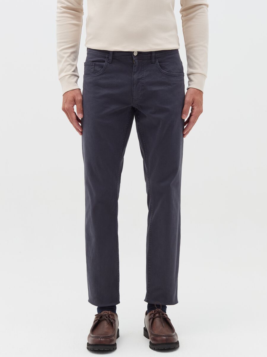 Regular-fit trousers with five pockets_1