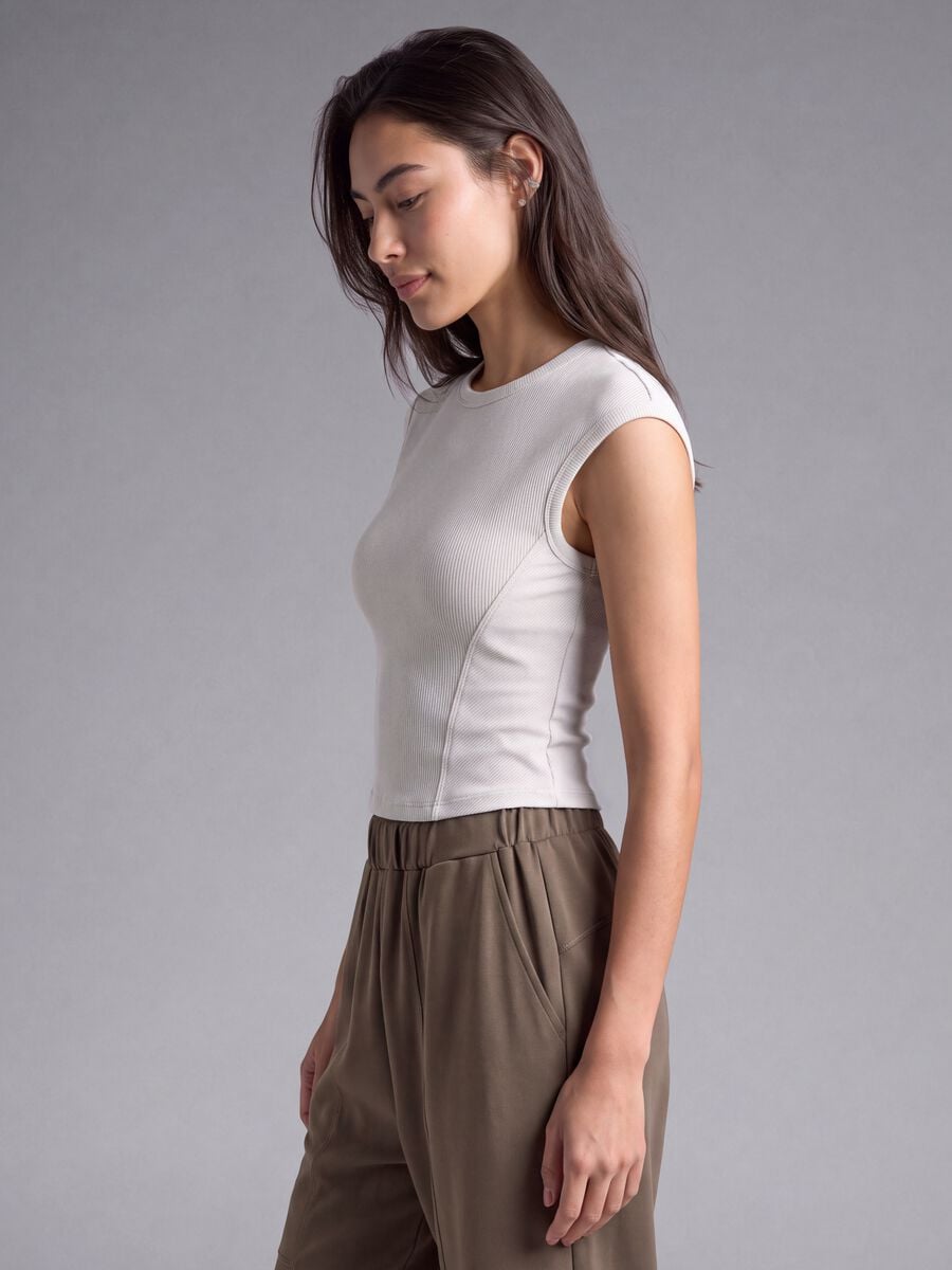 T-shirt bianca in modal elasticizzato a girocollo_1