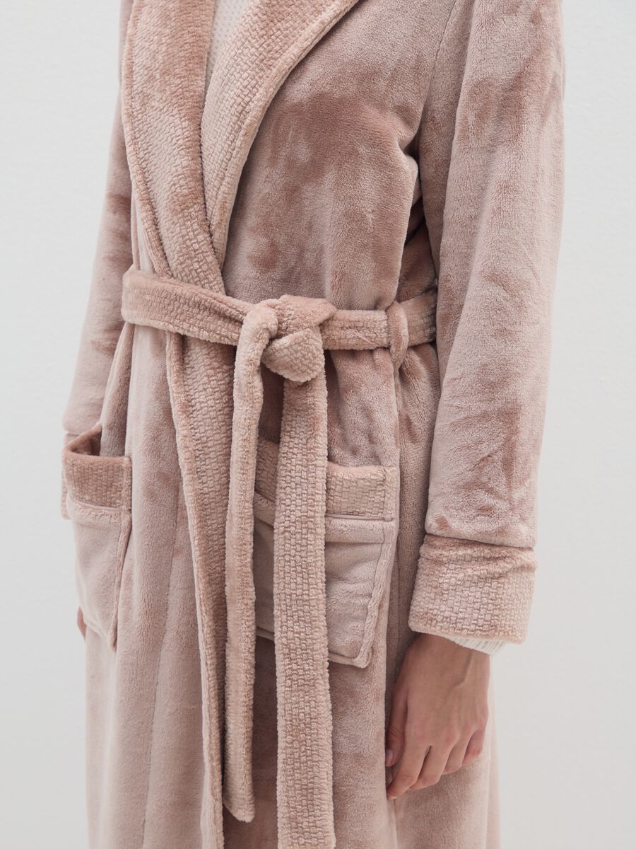 Vestaglia rosa con cintura e tasche_3