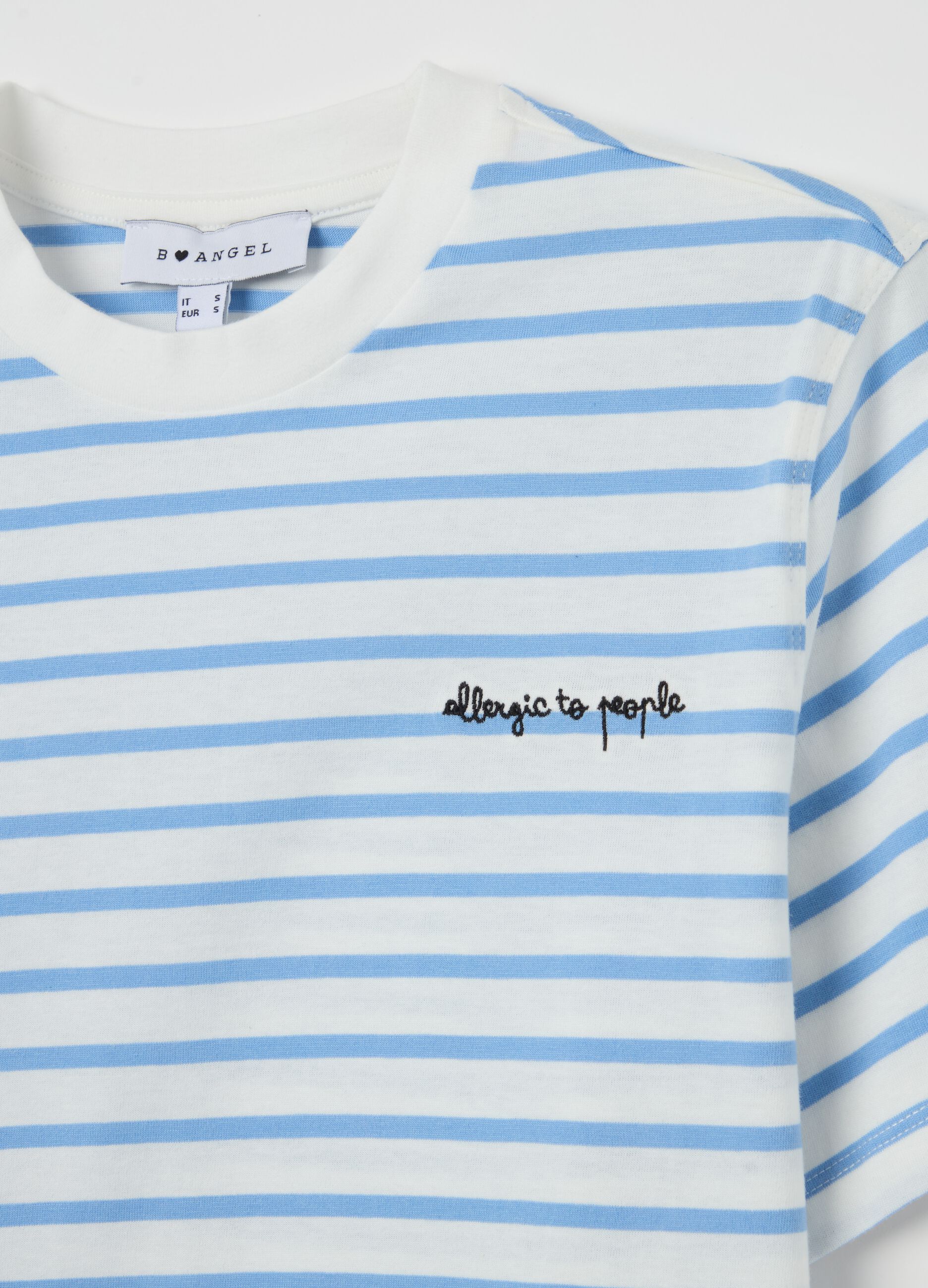 T-shirt in cotone con ricamo