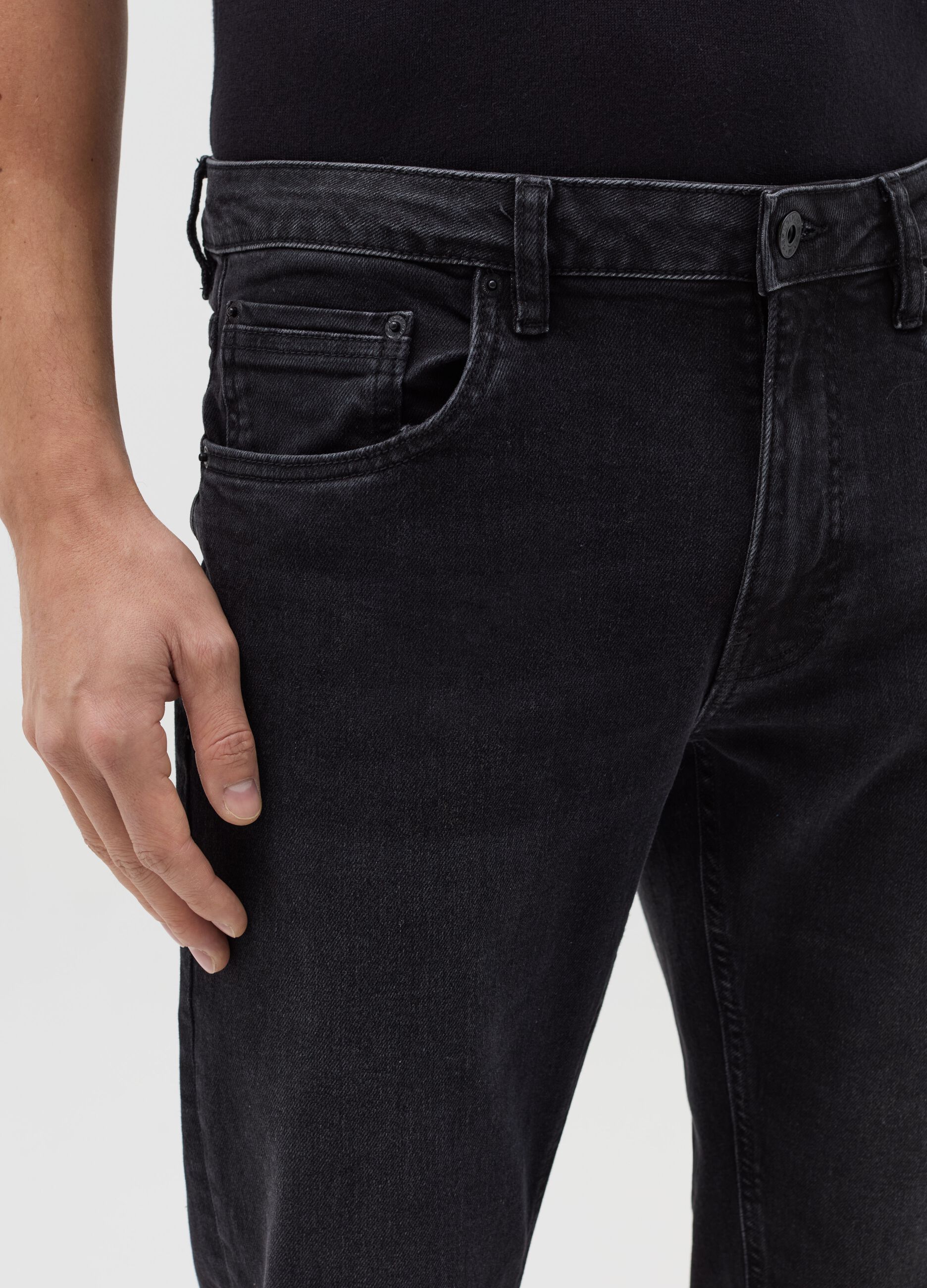 Comfort-fit stretch jeans